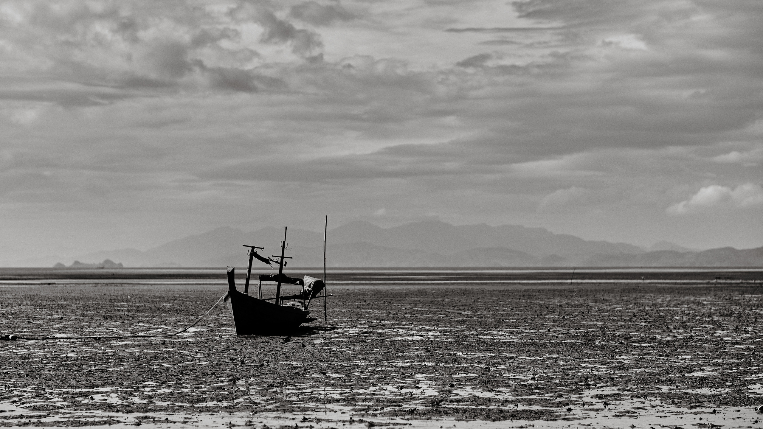 Серия чёрно-белых фотографий из Таиланда. Юрий Березнюк. Фотожурналистика