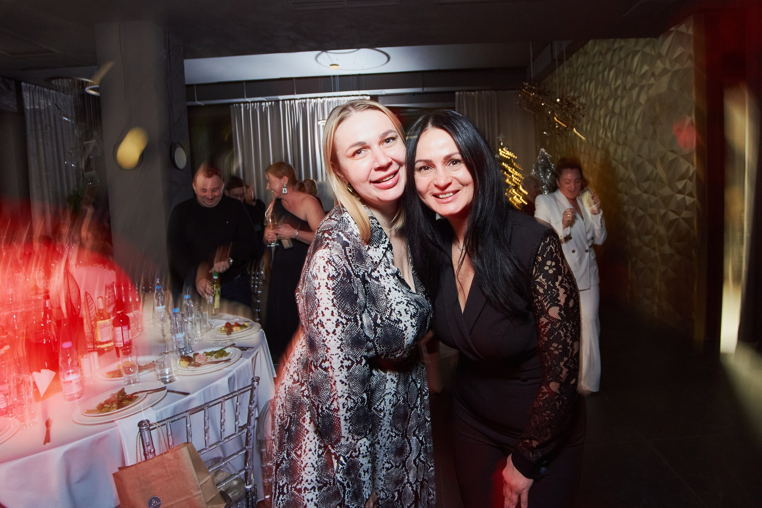 Корпоративный вечер Живой Collagen Новосибирск. Репортажный и женский фотограф в Новосибирске