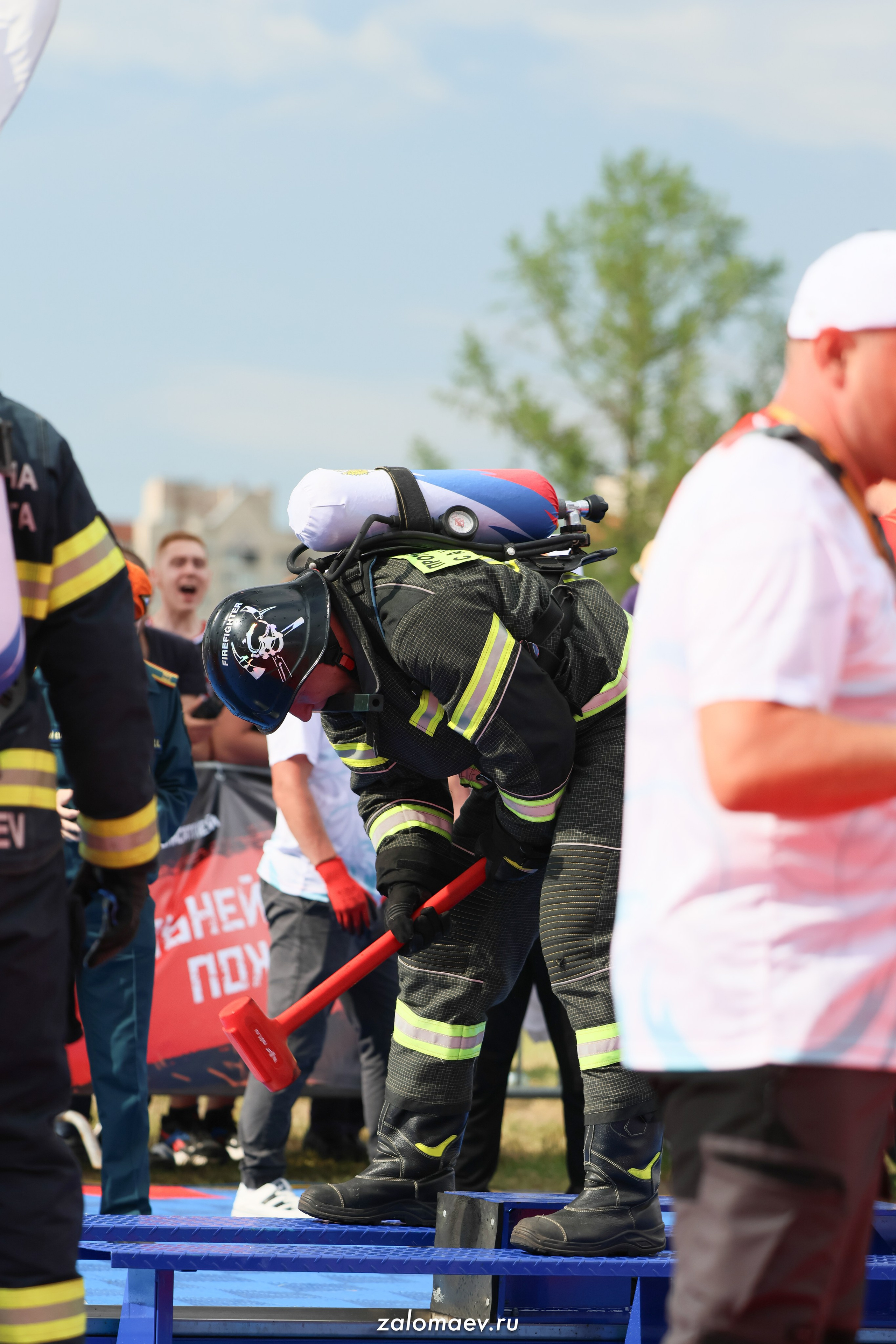 Сильнейший пожарный. Фотограф Александр Заломаев