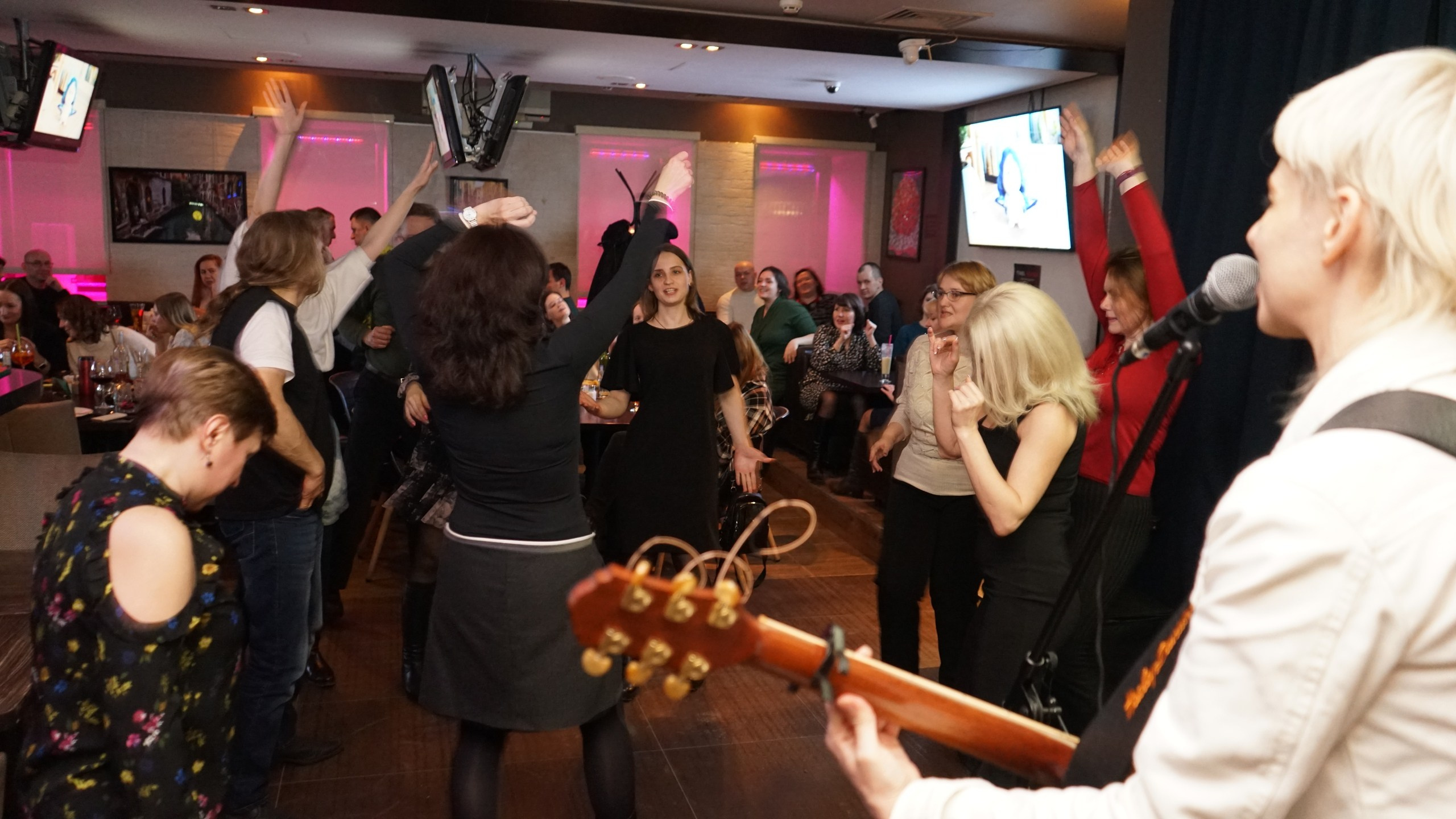 Музыкальная вечеринка 06.03.2021. Галерея Фантим