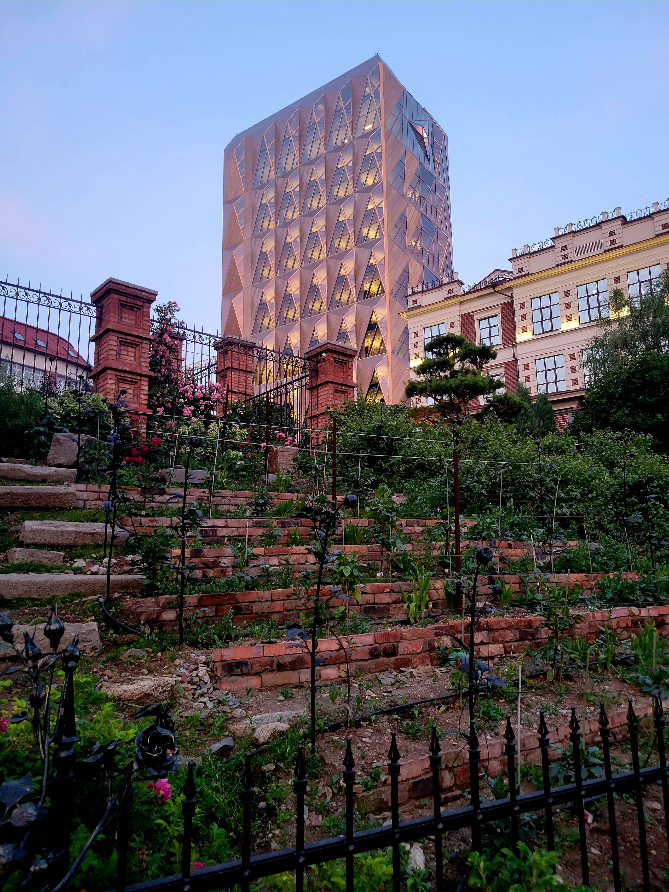 Здание медной компании