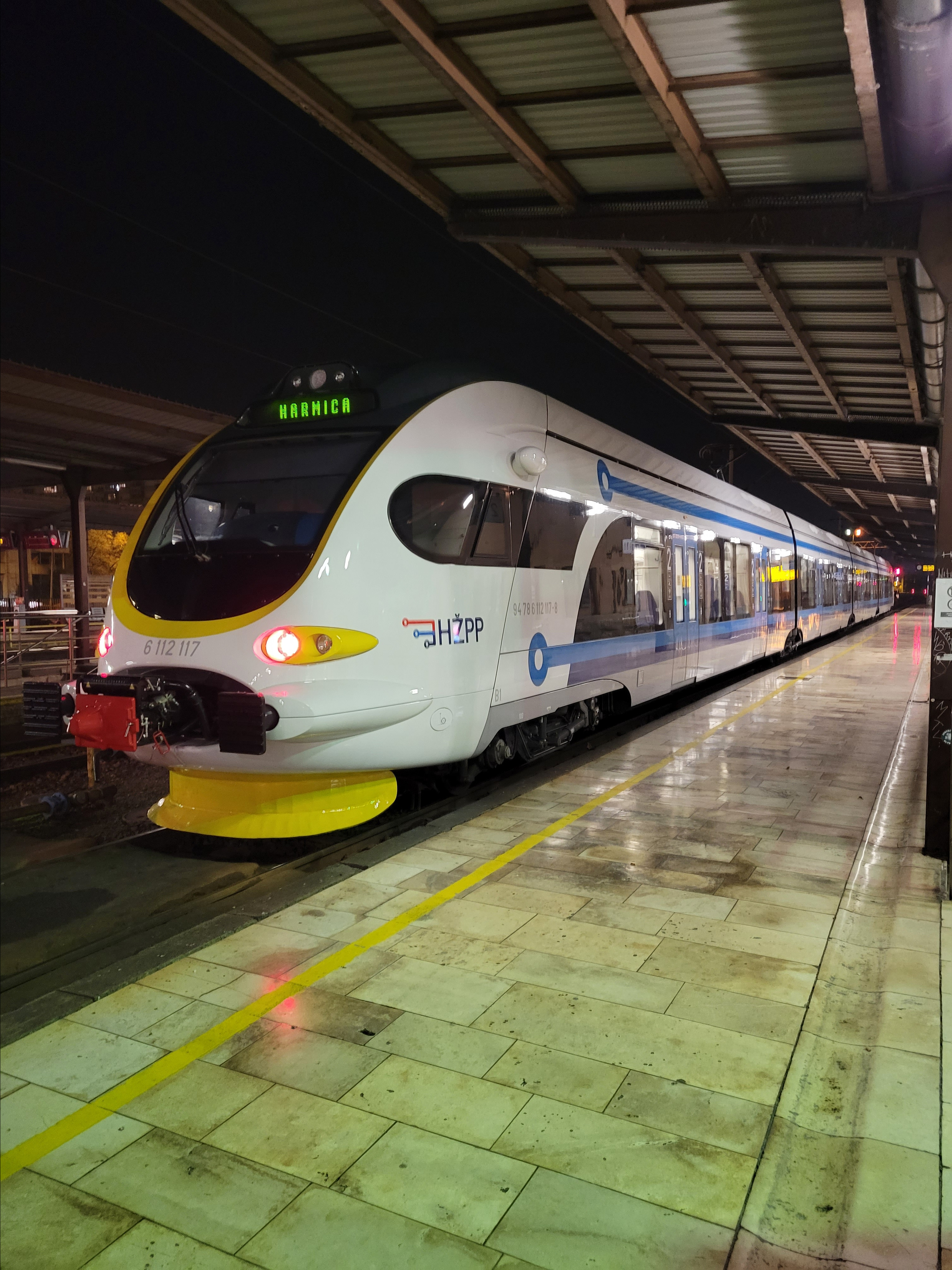 Хорватия. Загреб. 01/22. Walk & Fly with Batay