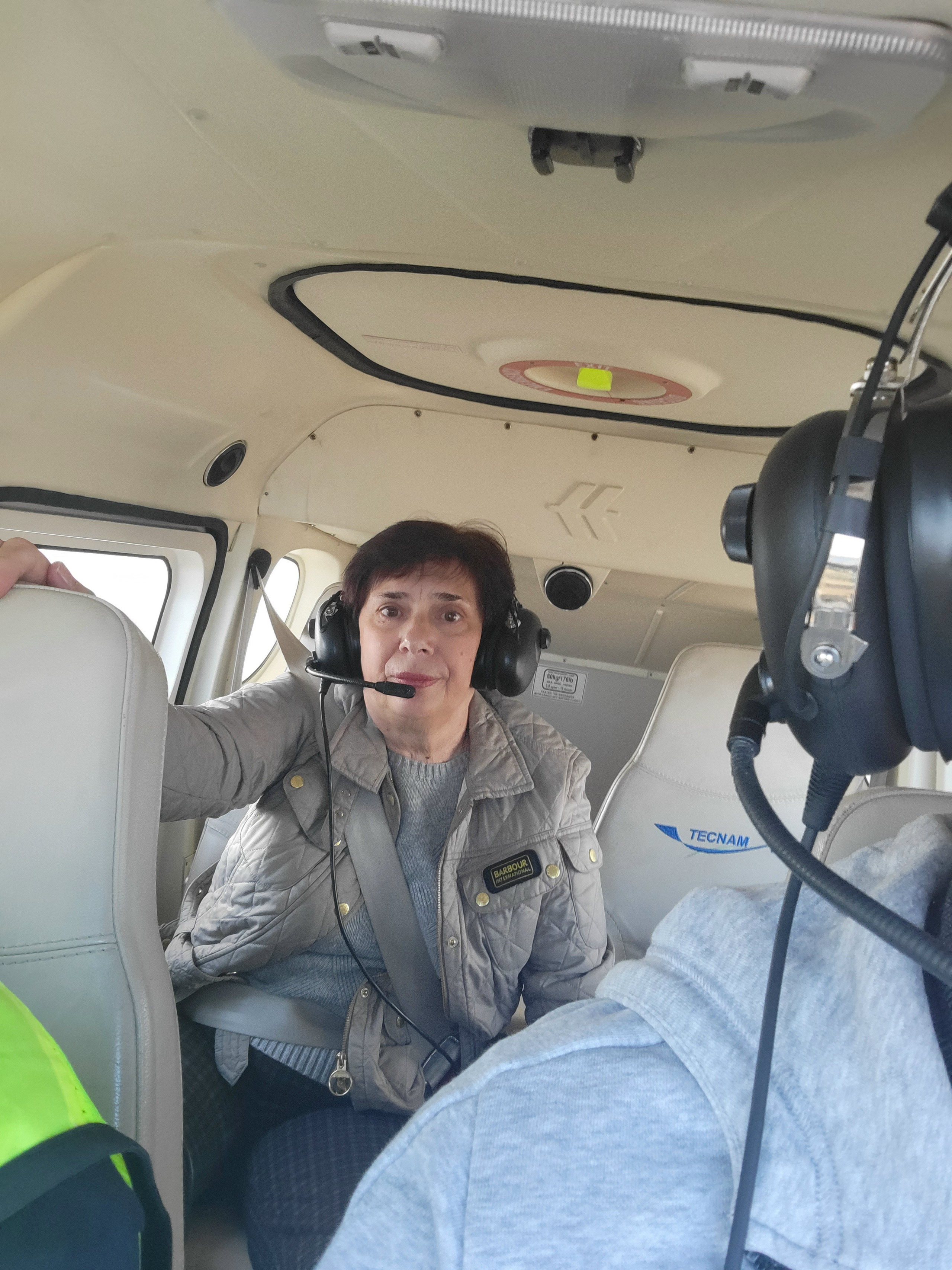 Мама не первый раз со мной в самолете