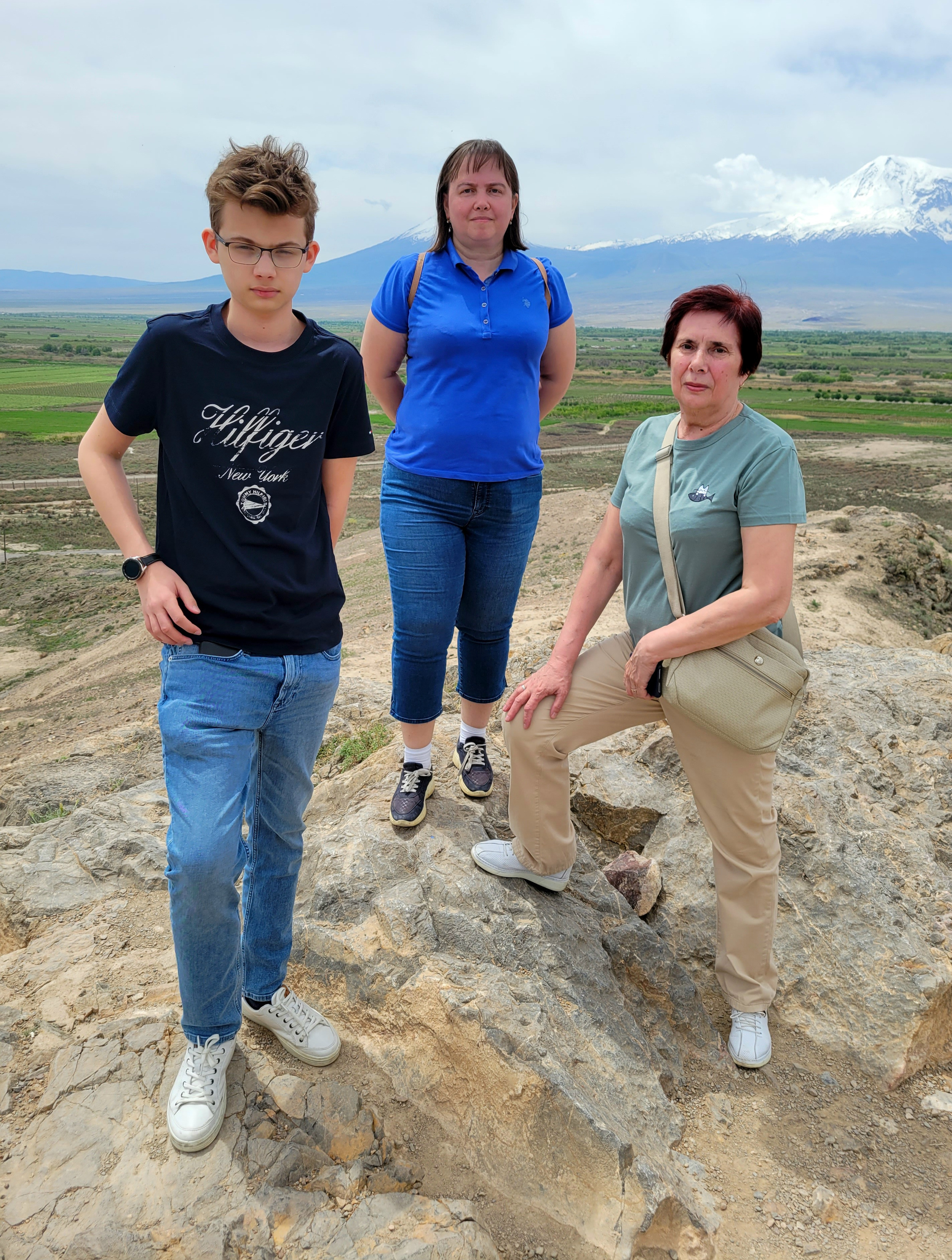 Как и 10 лет назад - просто тропка в гору