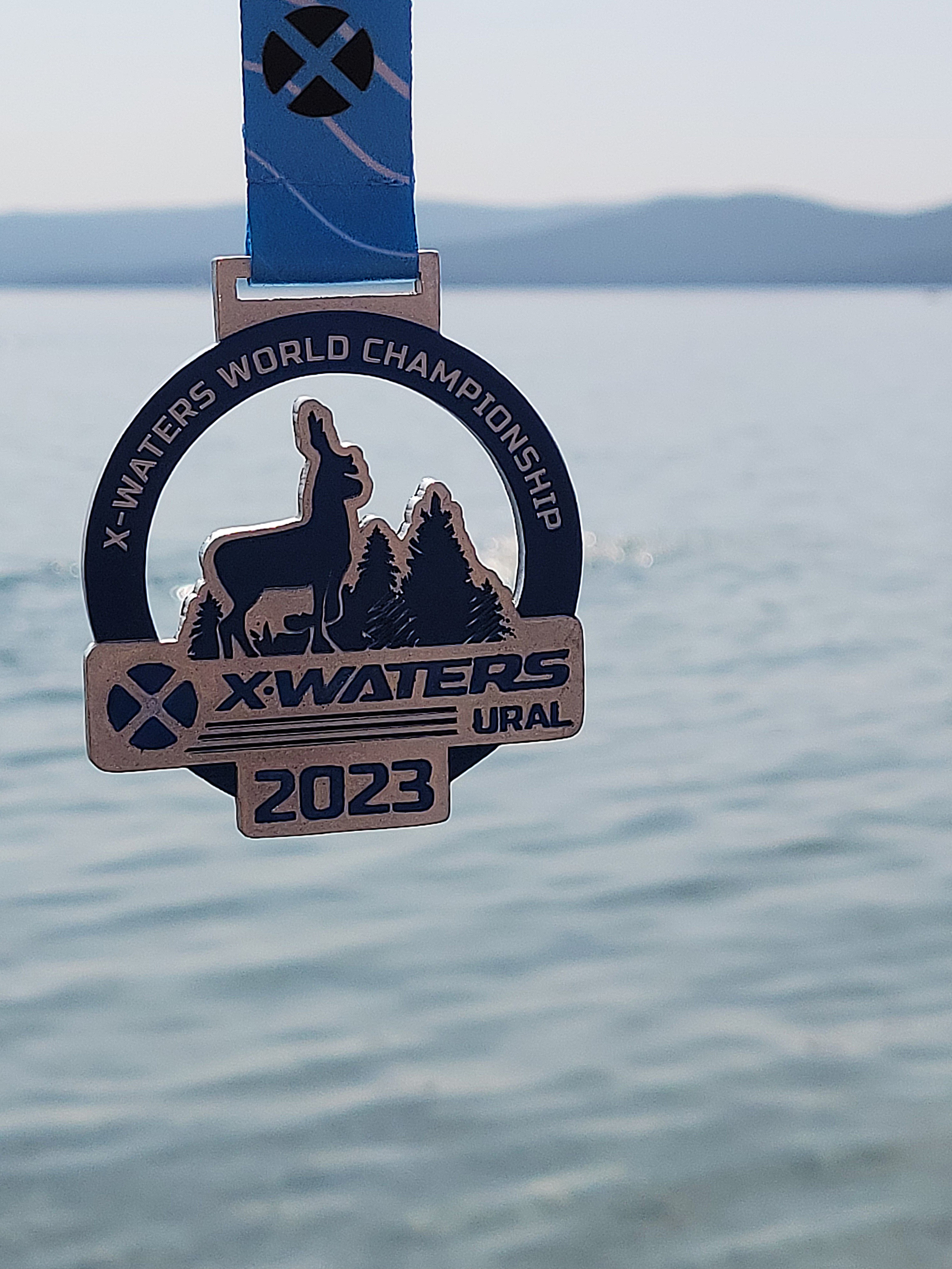 Но еще в понедельник, составляя тренировочный план на неделю, тренер предложил подумать и по состоянию стартовать в воскресенье еще и на 5 км