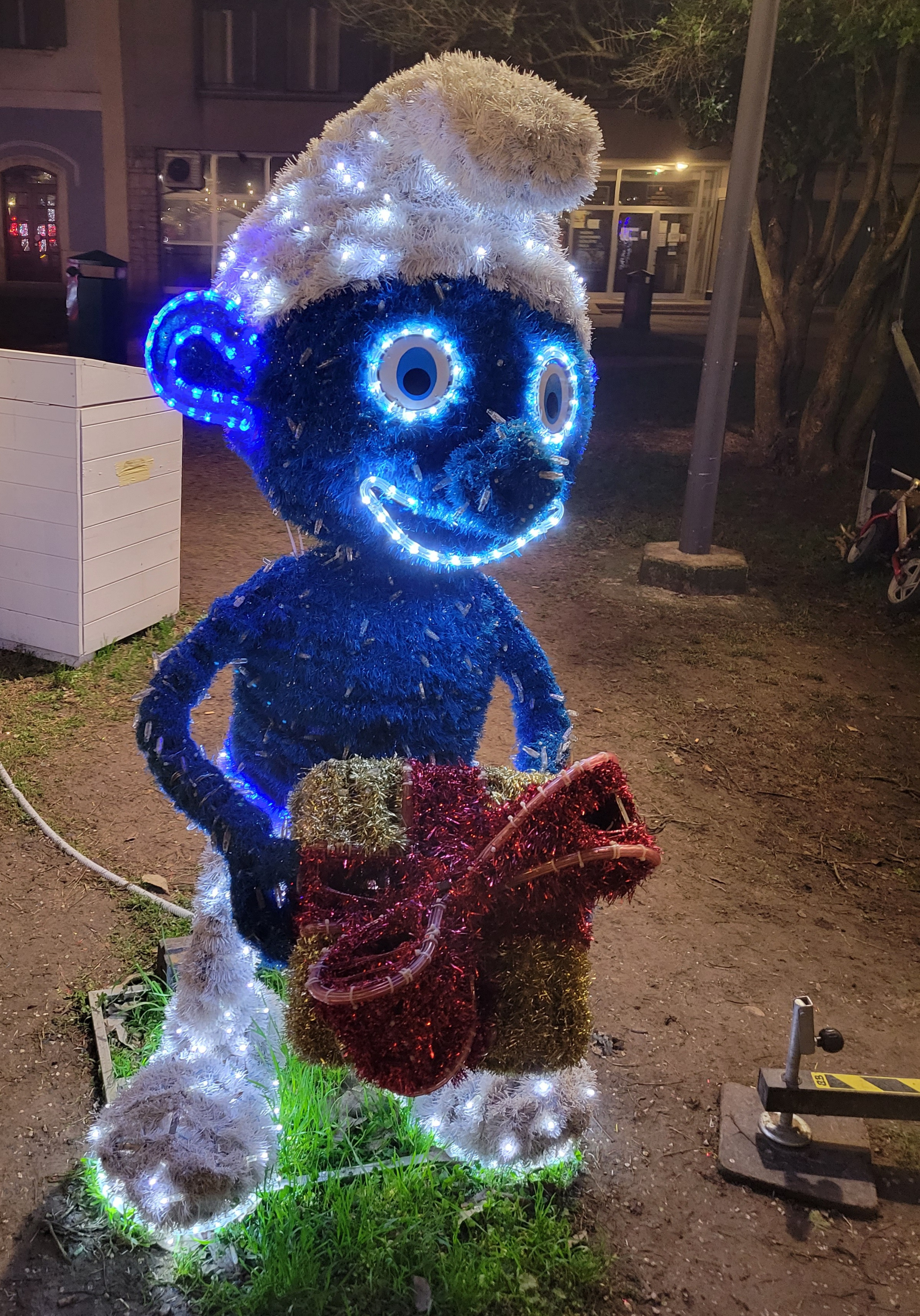 And onlu blue humans...