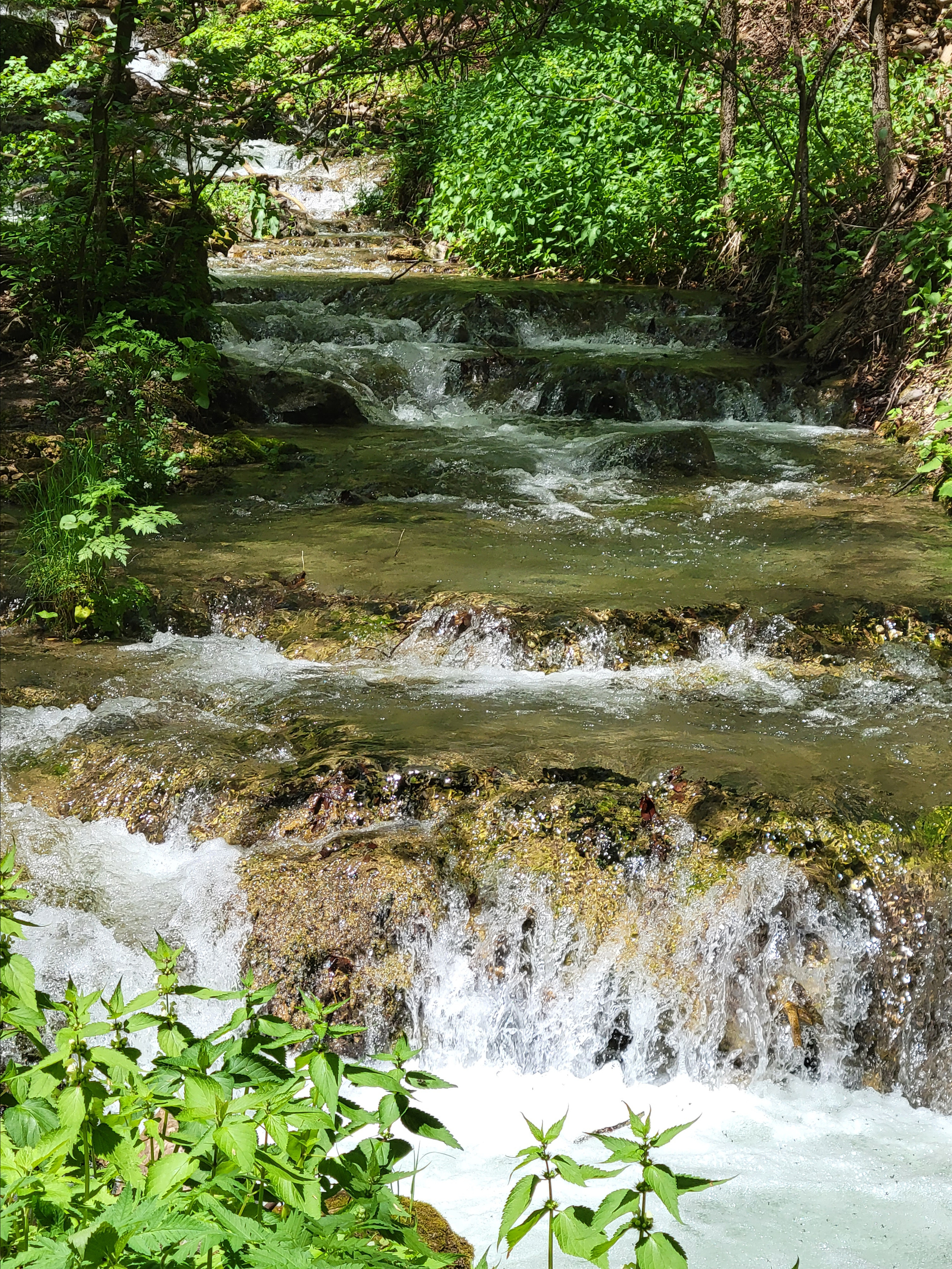 Первая остановка - монастырь Агарцин и трекинговый маршрут к "Тайному водопаду"