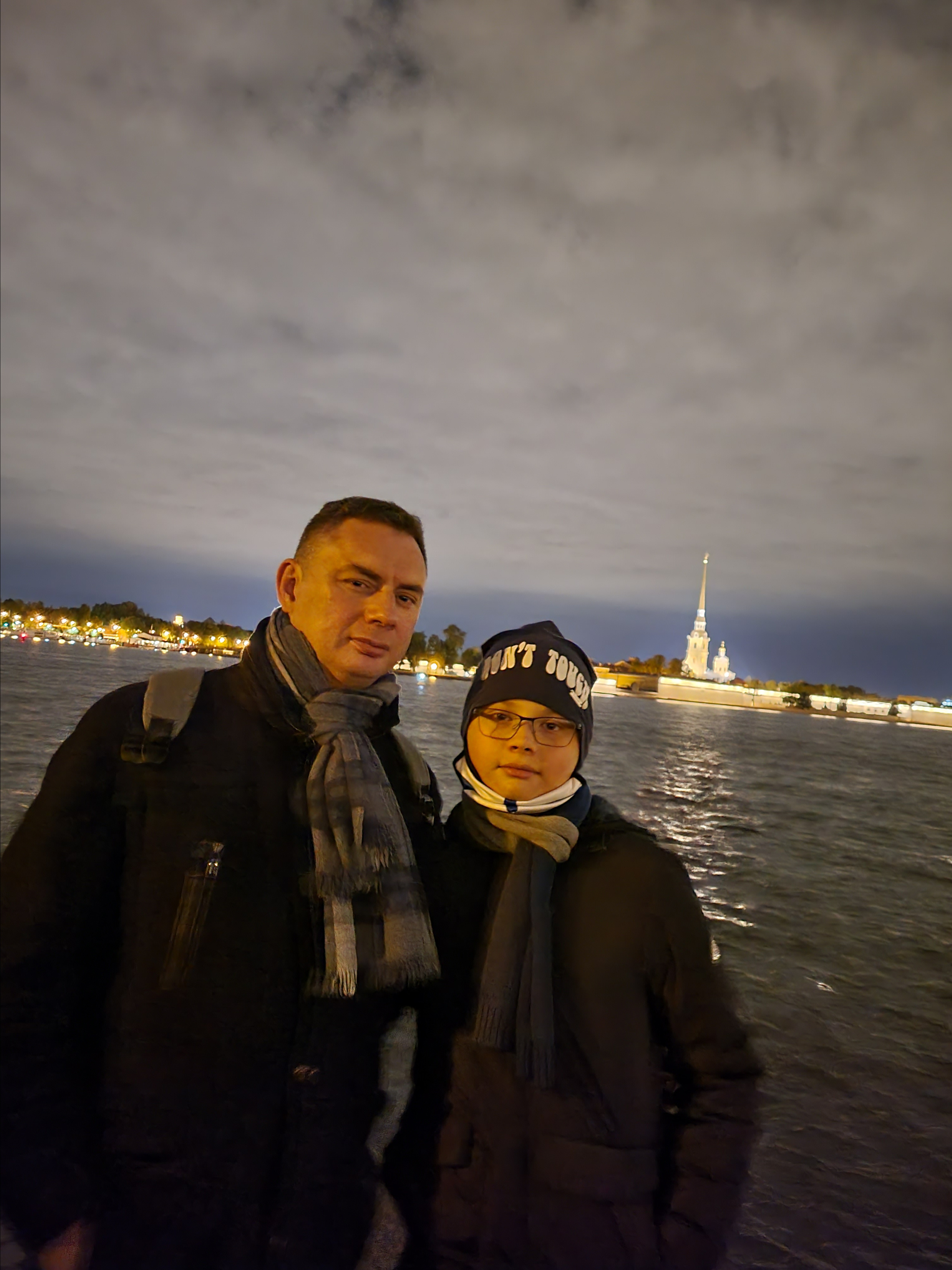 Задул зимний морозный ветер