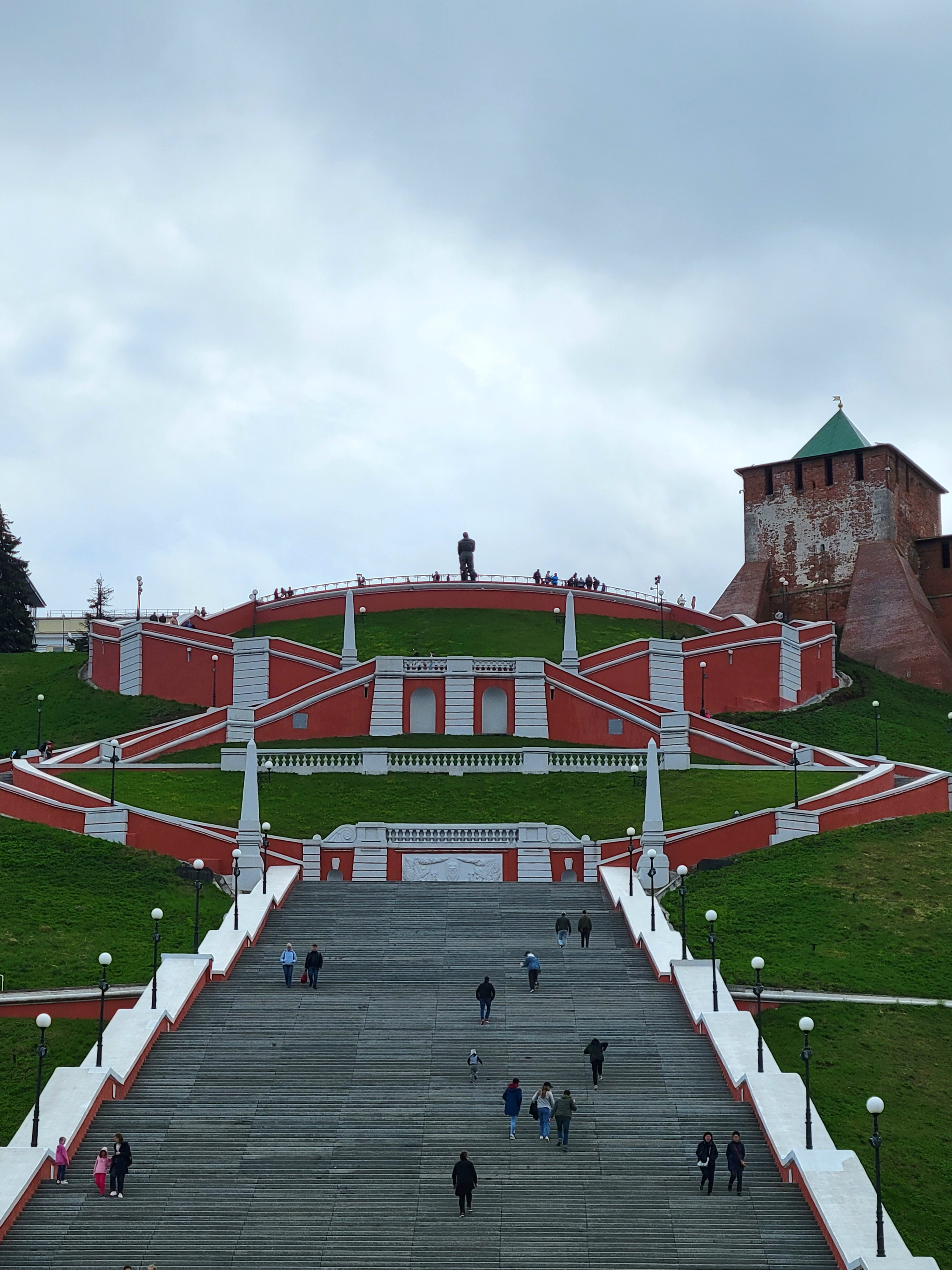 Восьмерка чкаловской лестницы