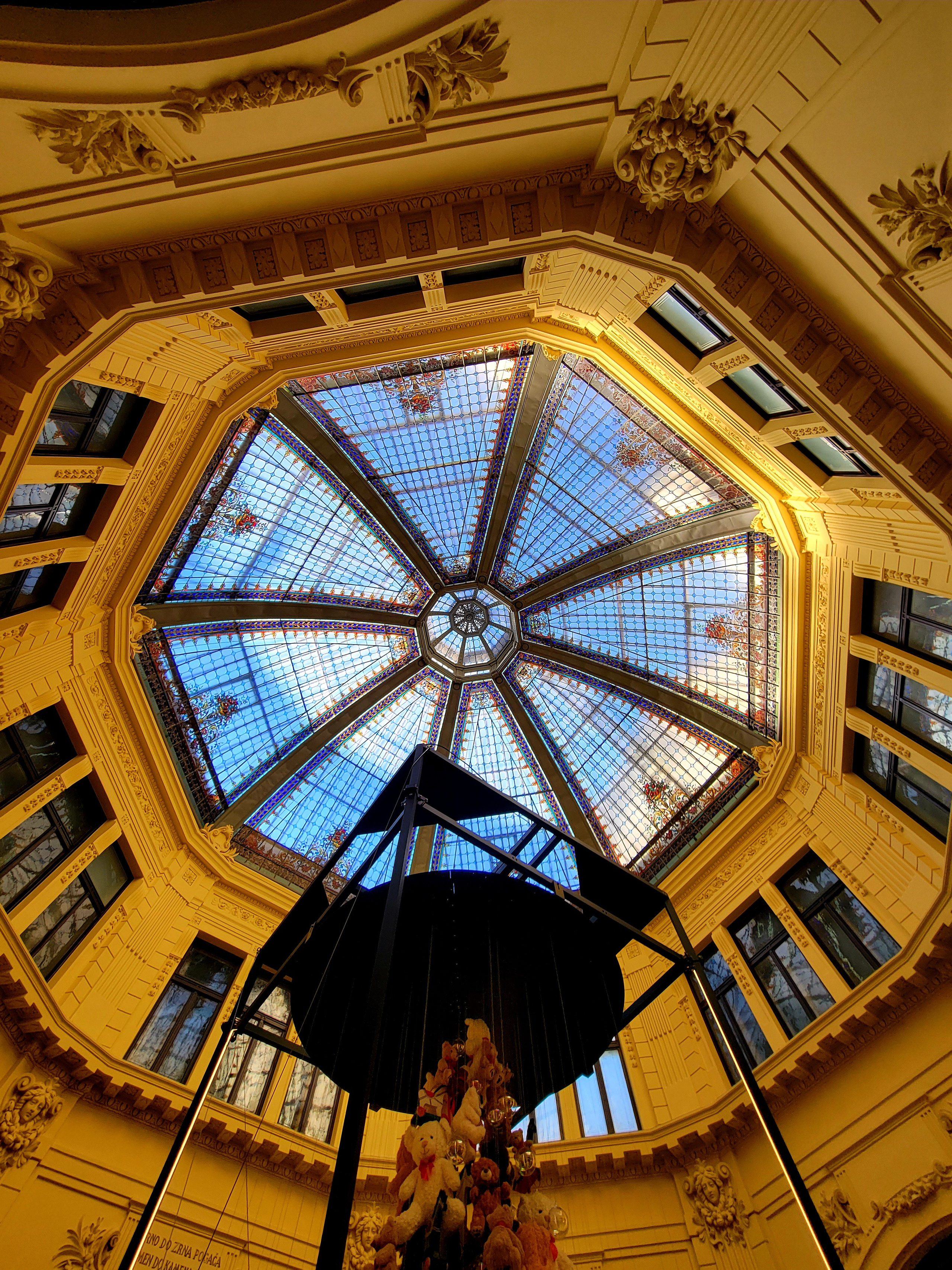 Хорватия. Загреб. 01/22. Walk & Fly with Batay