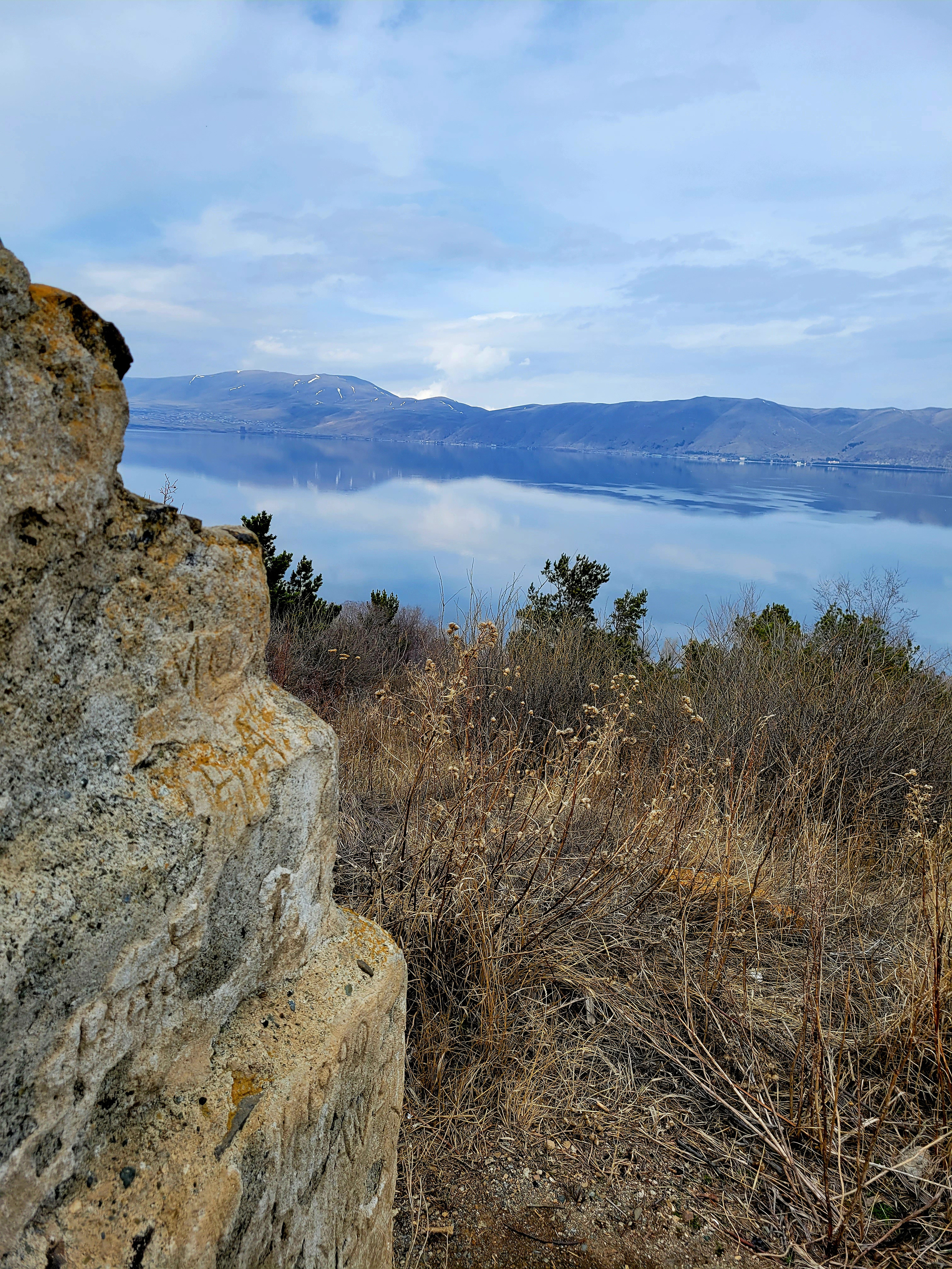 300 m far is Armenian president village. No guards, no detaching area. here is only small and fence request not to take picture
