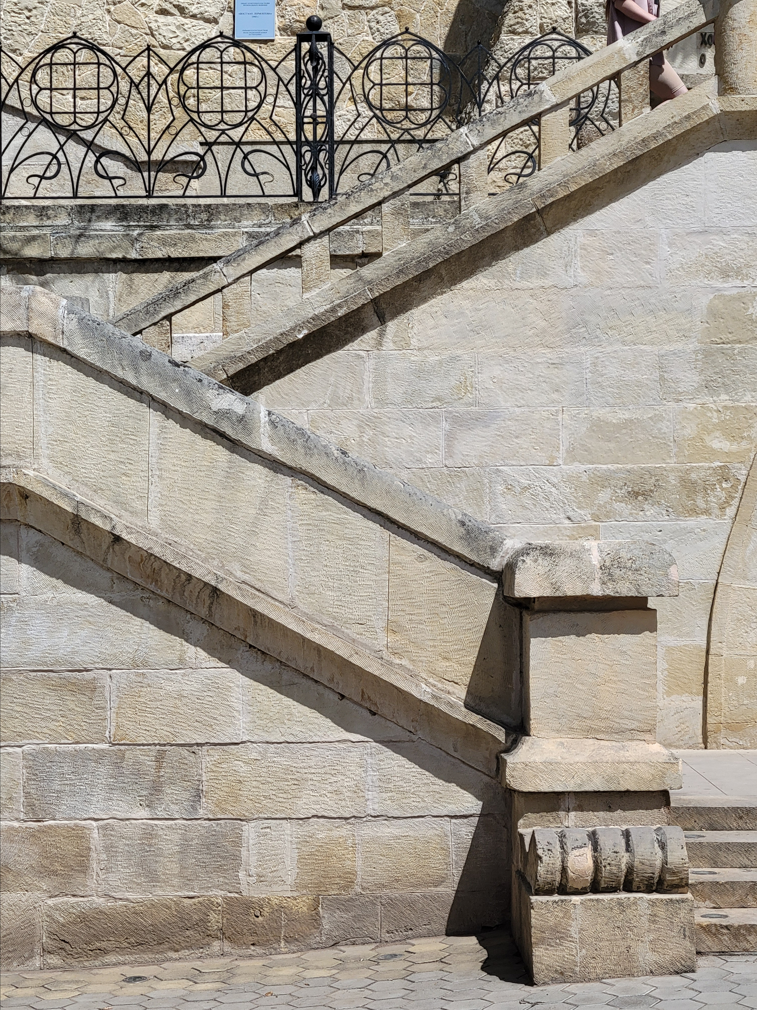  Самые вкусные из всех попробованных минеральных вод региона - здесь - нарзан общий.