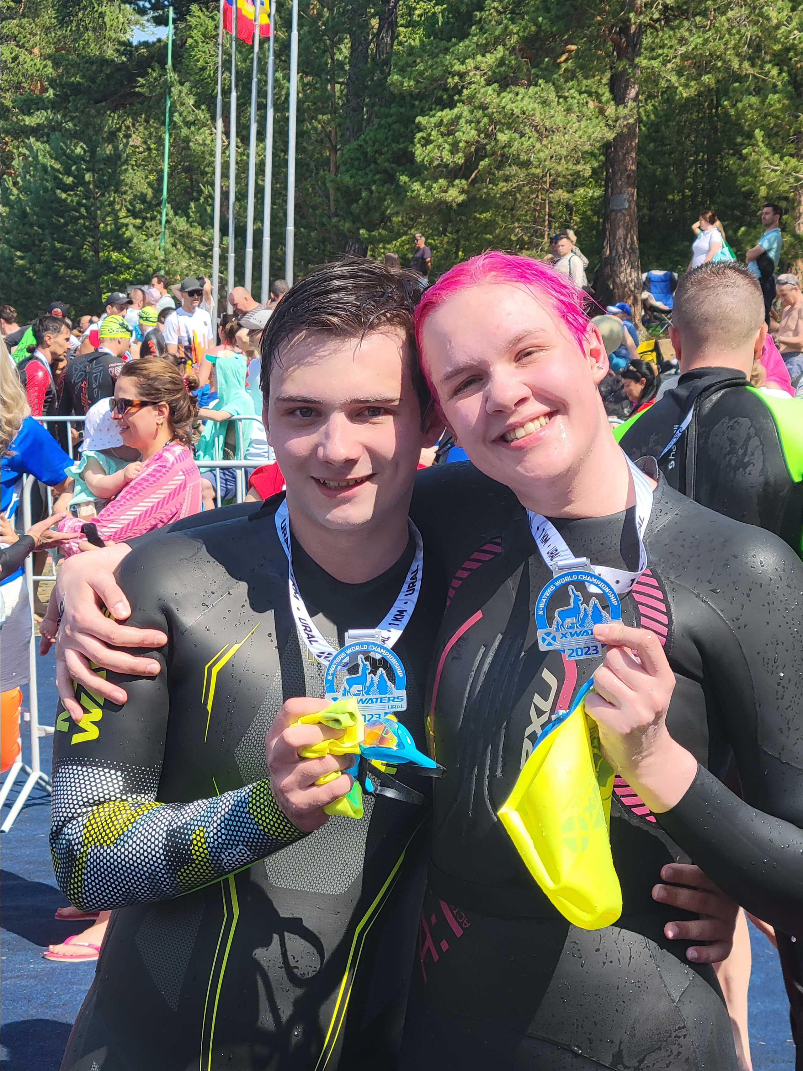 Для Леры - первый старт! Медаль финишера получена! Можно строить планы и на следующие старты