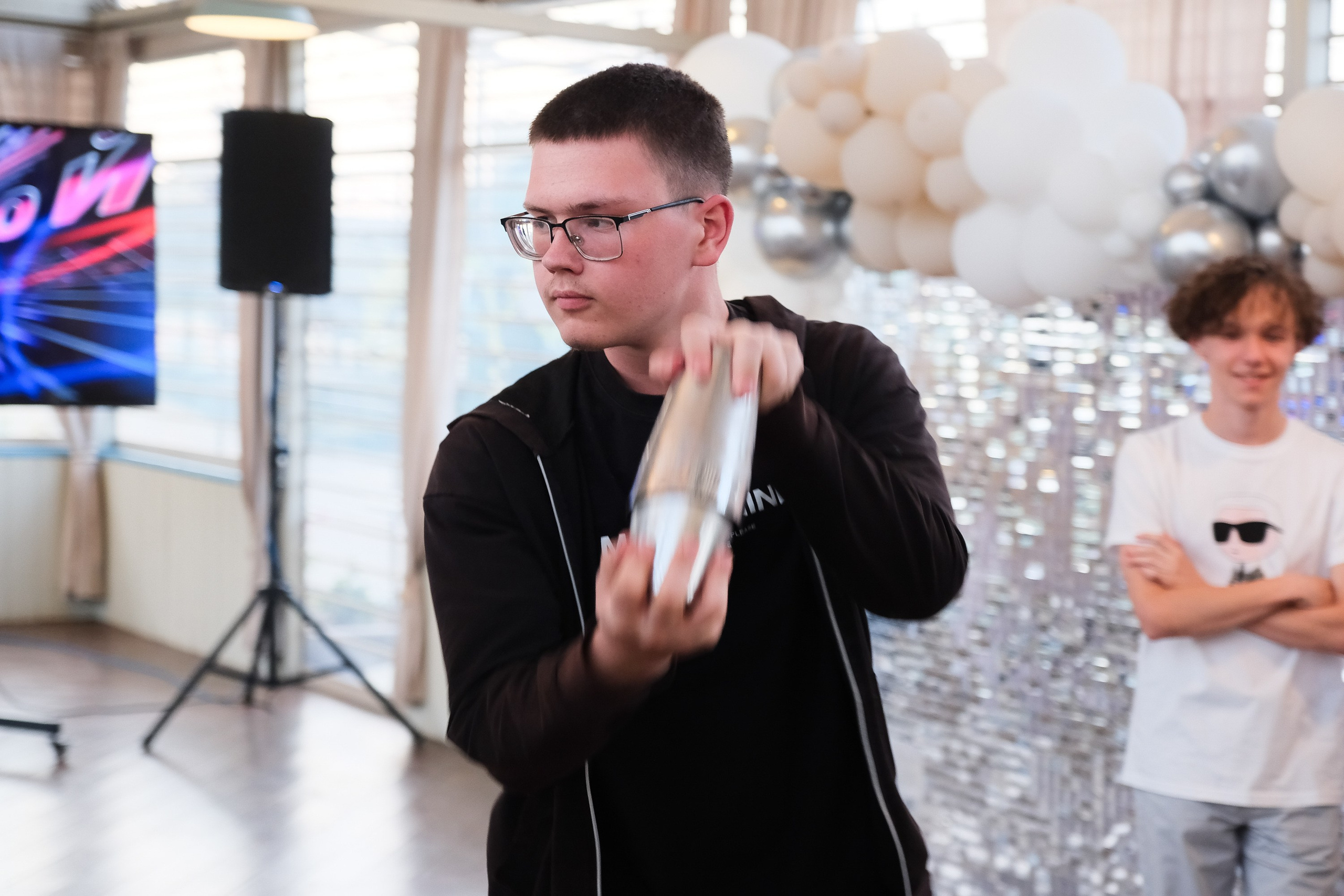 9 Класс Выпускной. Фотограф Анатолий Деникин