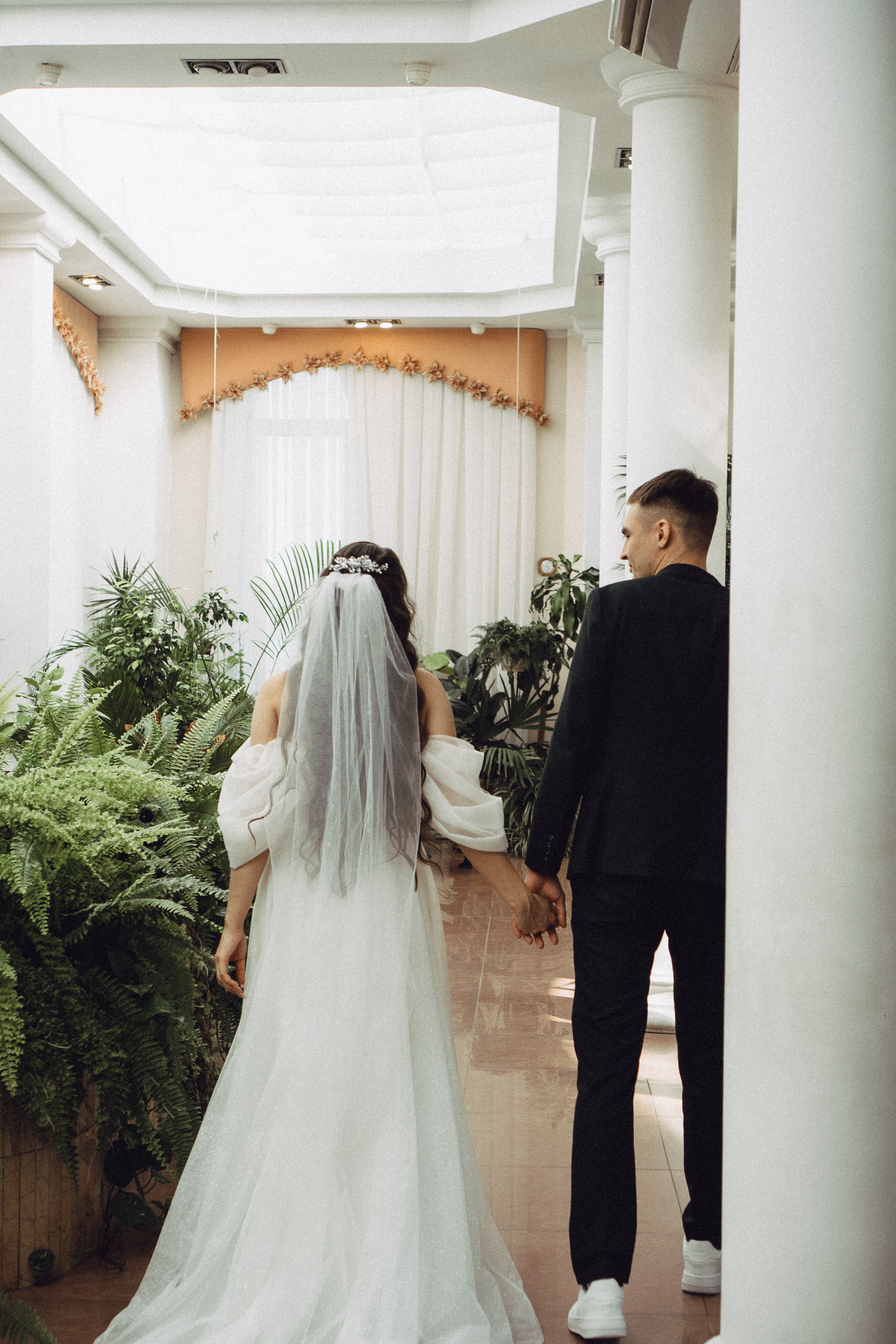 СВАДЕБНАЯ СЬЕМК В ПАРКЕ 300-ЛЕТИЯ. Профессиональный фотограф, Санкт-Петербург — Виктория Богомолова