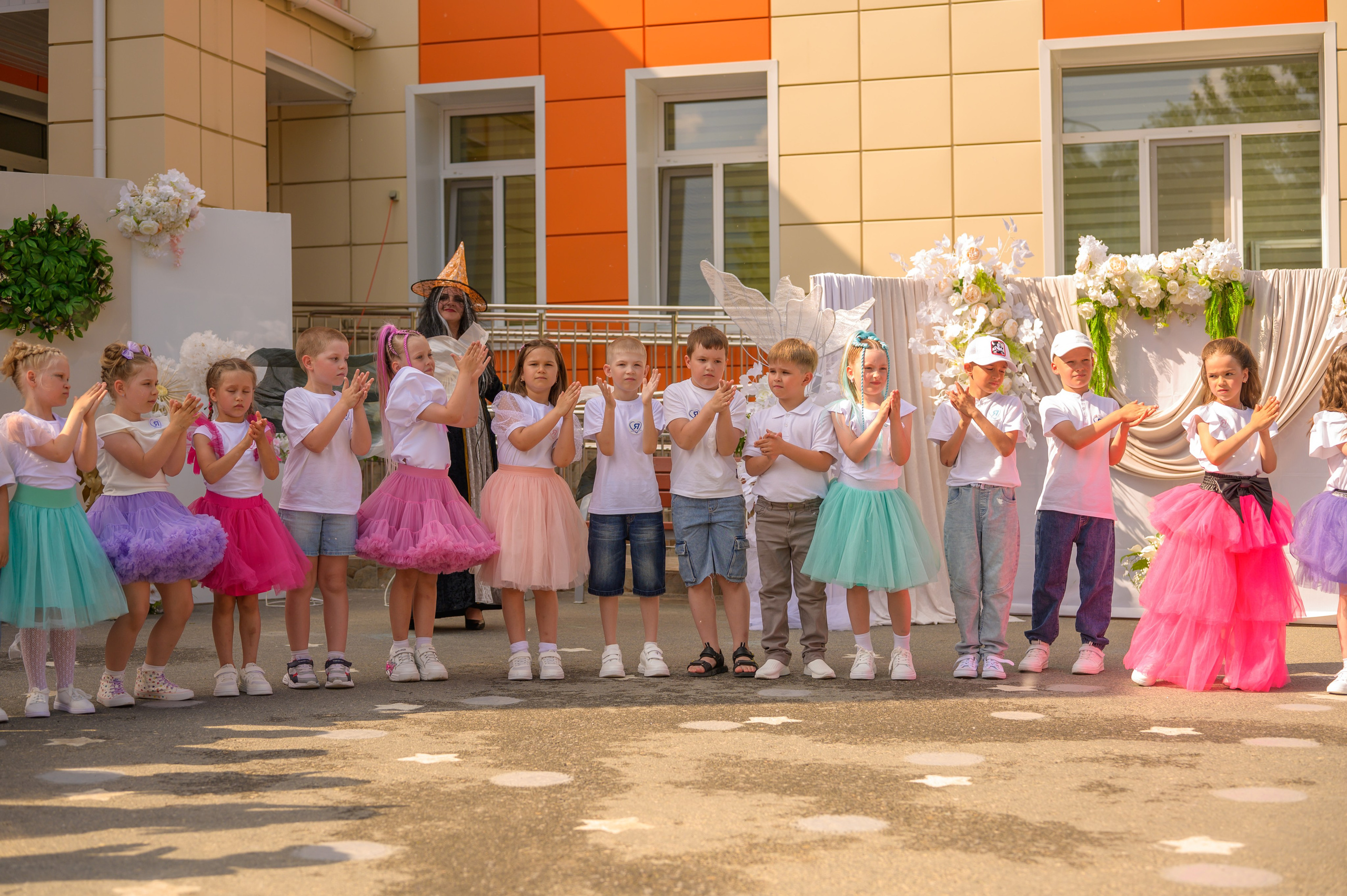 Репортаж выпускного группа «Фантазёры» 3 садик. Фотограф новорожденных, семейный детский в Тюмени Татьяна Морозова