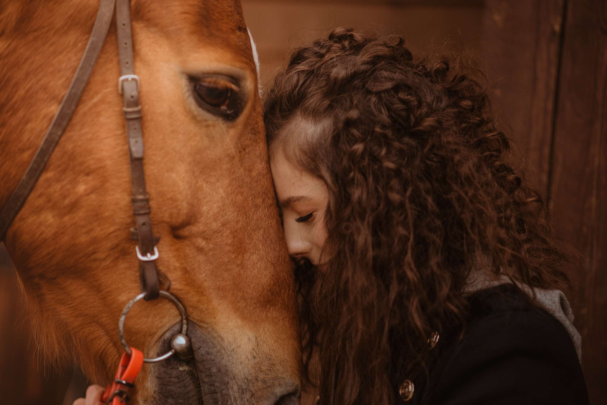 Съемка с животными в Авенсисе. Семейный и детский фотограф и видеограф в Санкт-Петербурге Веденина Юл