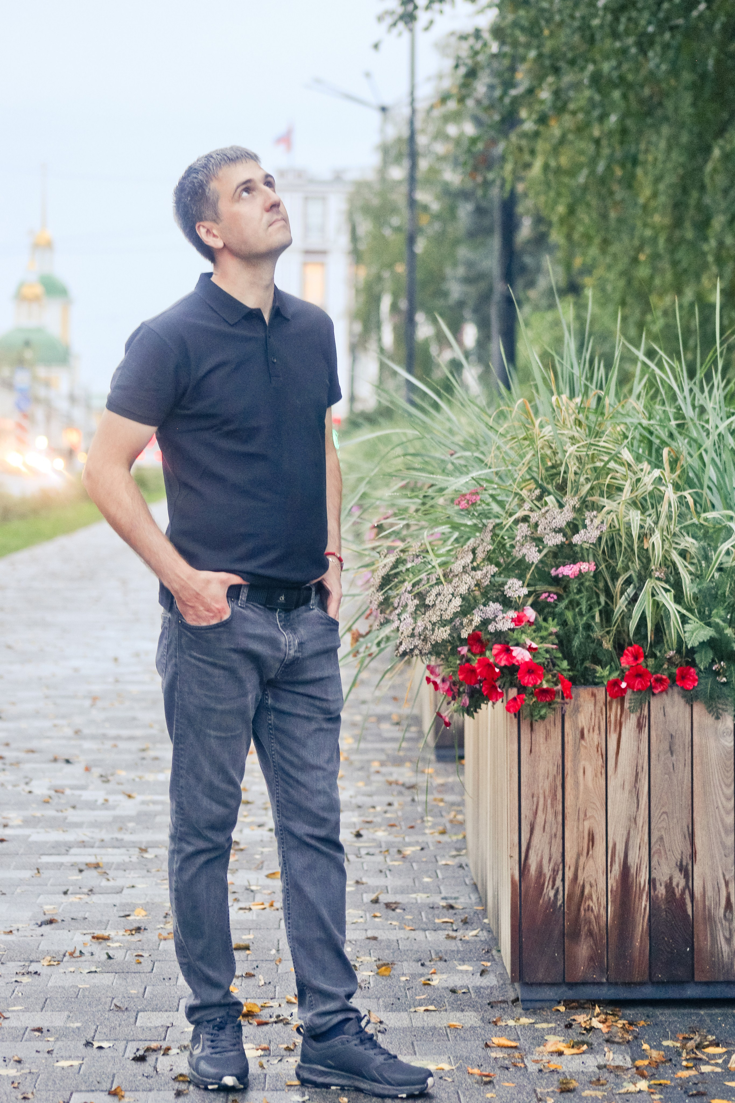 Дмитрий в городе. Фотограф Пермь. Фотосессия в фотостудии Перми и на свежем воздухе