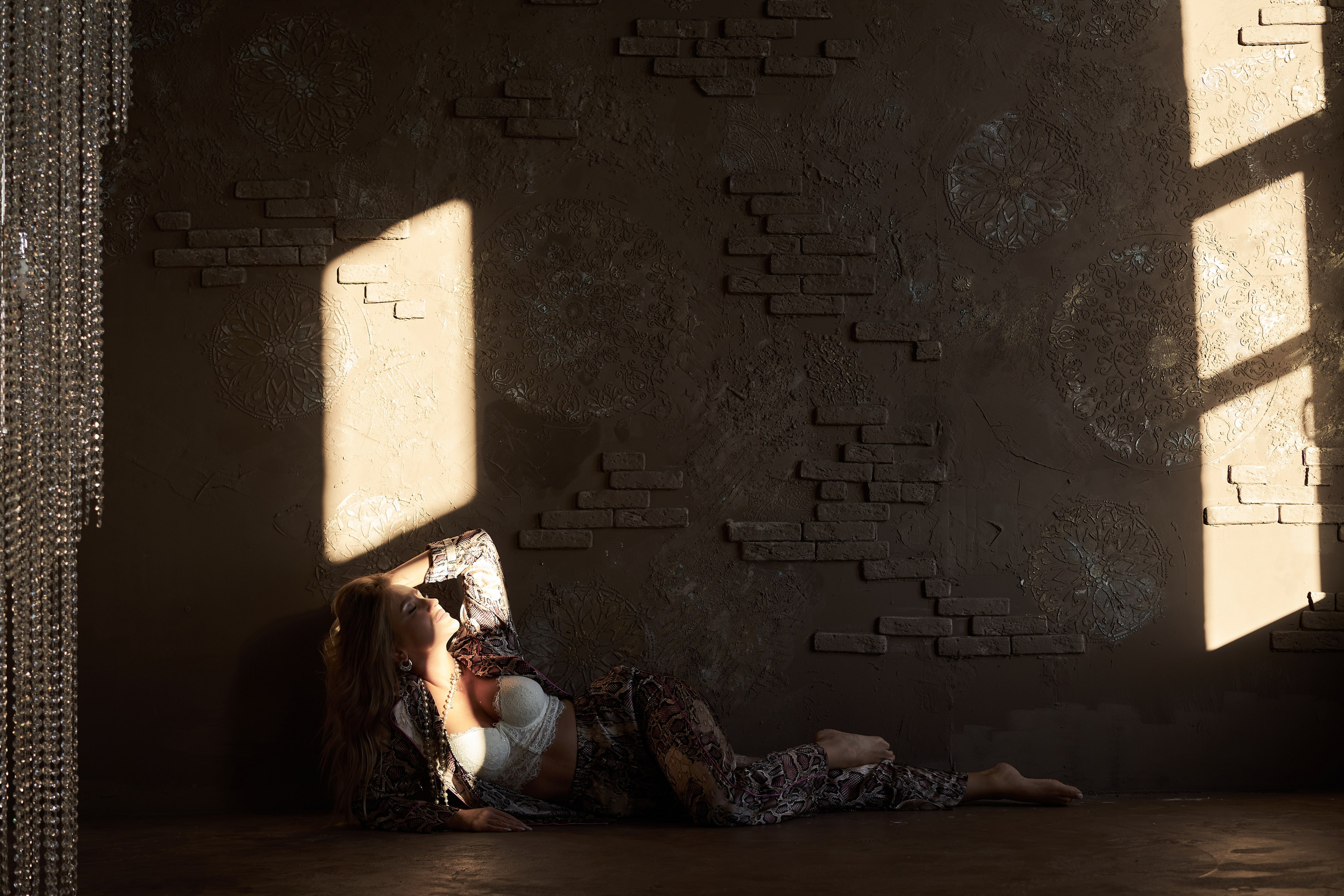 Будуарная фотосессия в студии. Фотограф Екатеринбург Кокшарова Александра