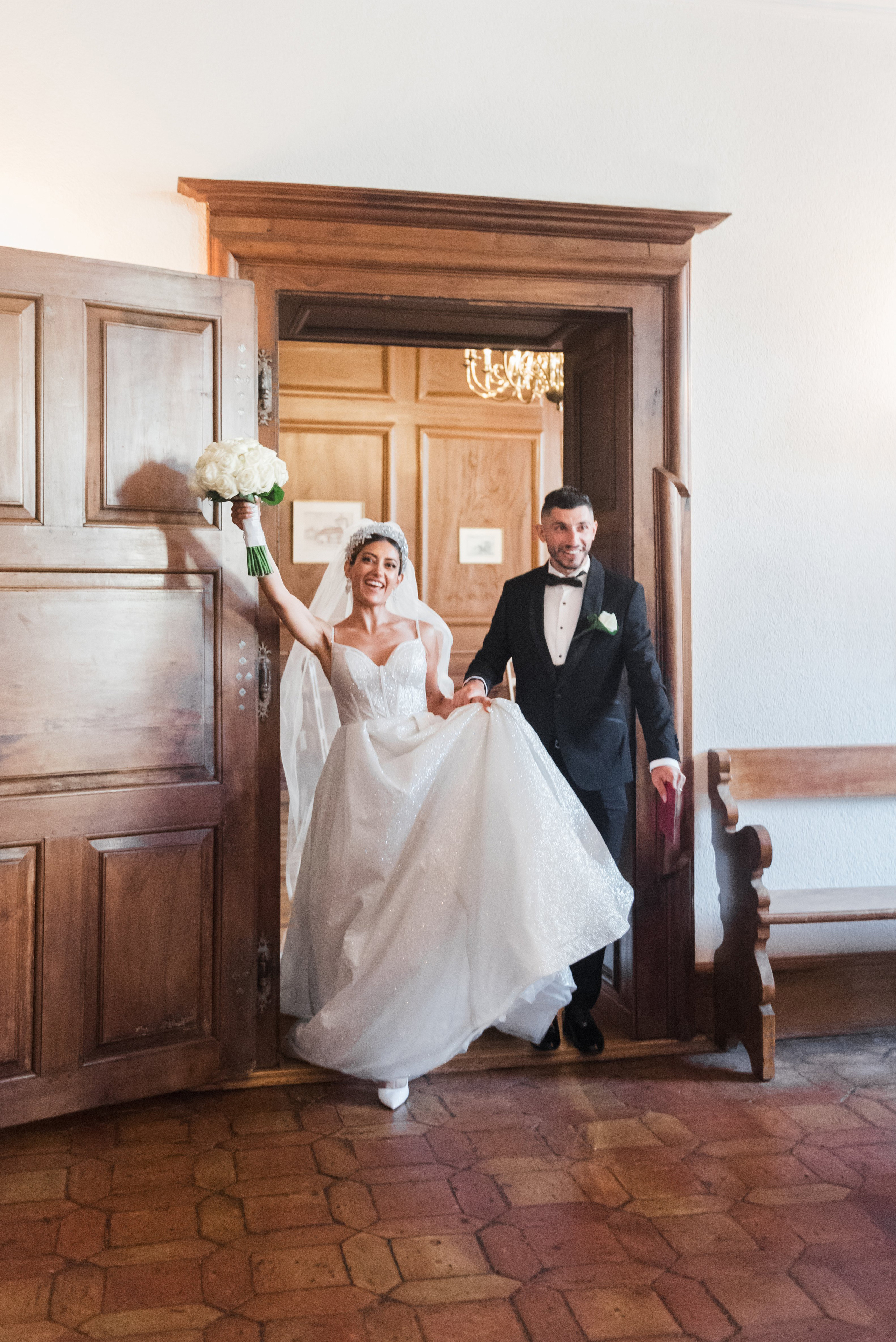 Wedding photo shoot in Switzerland. Photographer in Switzerland and Europe Anna Alekseenko