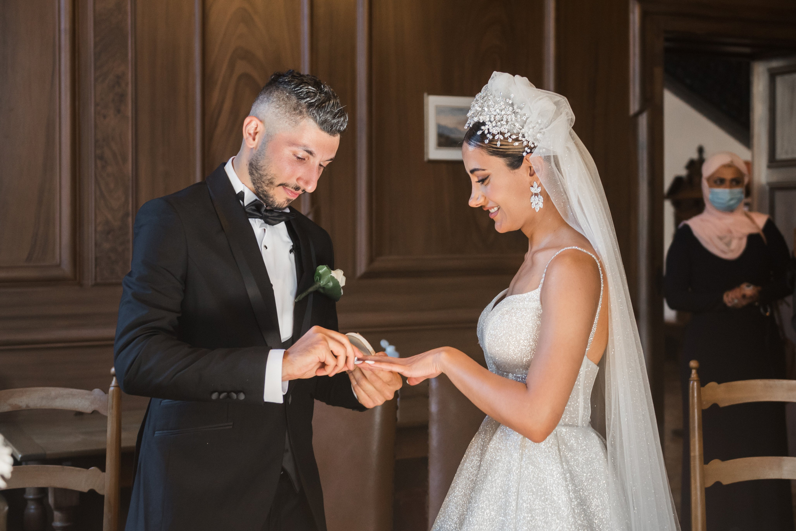 Wedding photo shoot in Switzerland. Photographer in Switzerland and Europe Anna Alekseenko