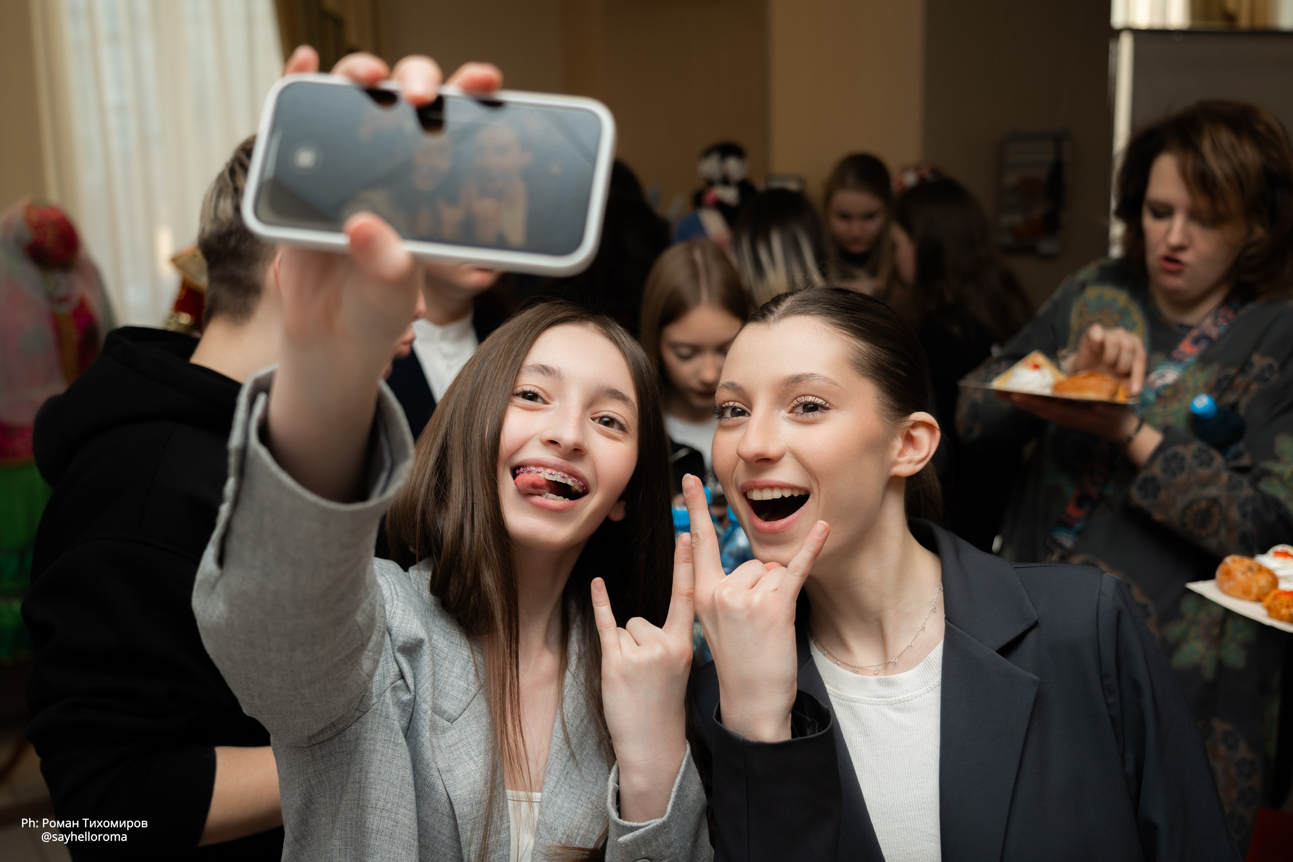 Портфолио. Фотограф — Роман Тихомиров. Выпускные альбомы Иваново / Роман Тихомиров