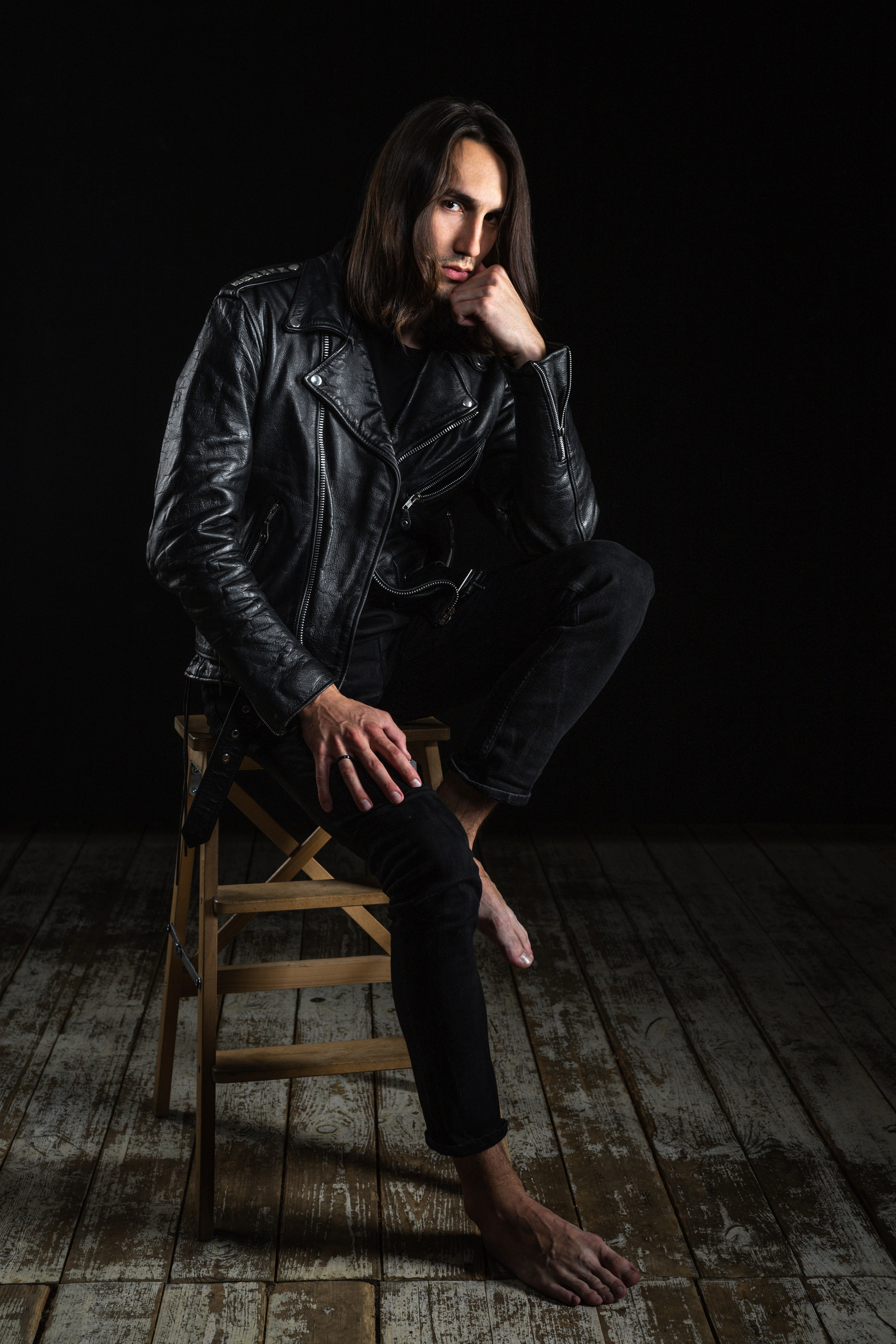 Артём. Главная