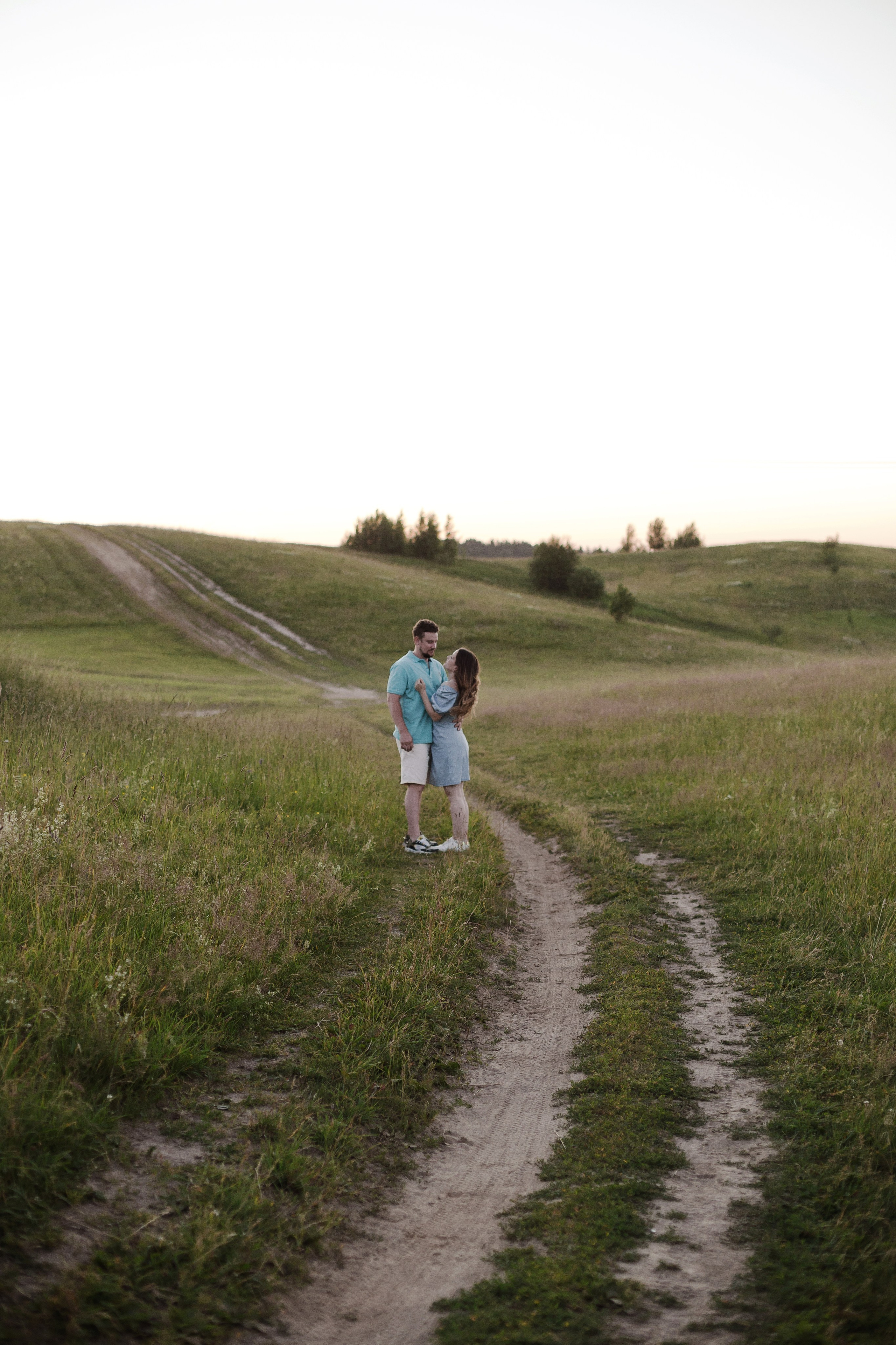 Колтушские высоты — Марина и Сергей. Портретный фотограф в Санкт-Петербурге Элина Ситникова