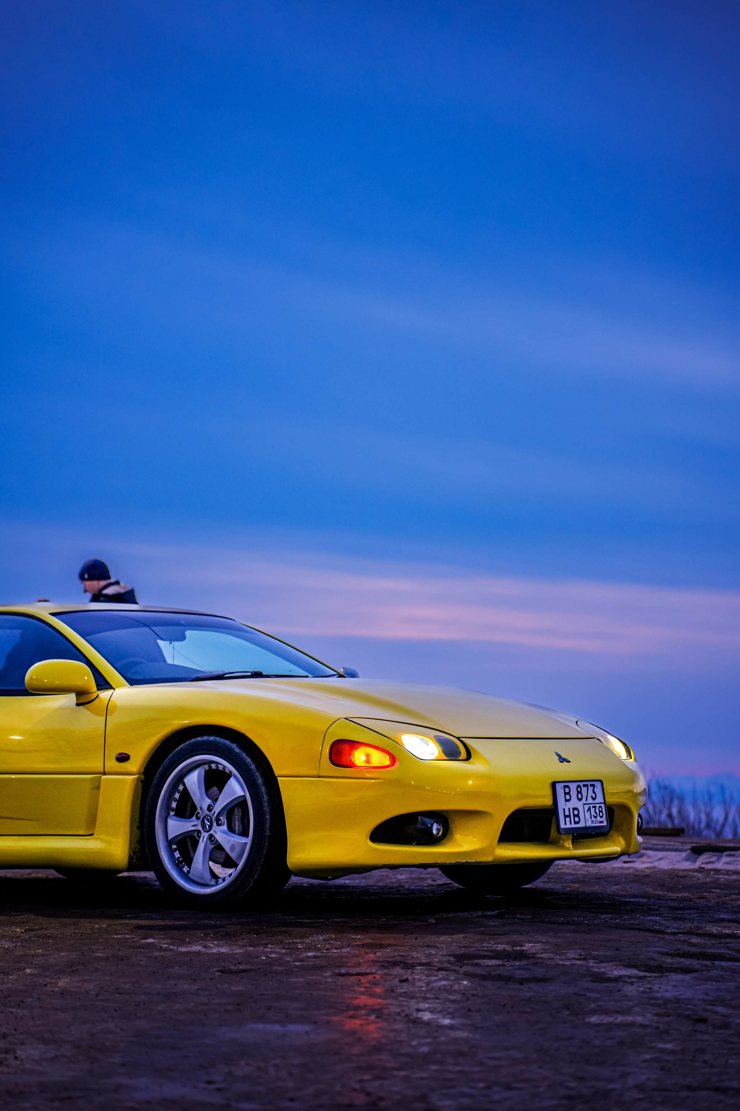 Mitsubishi GTO 25'. Фотограф, видеограф и пилот дрона на Байкале
