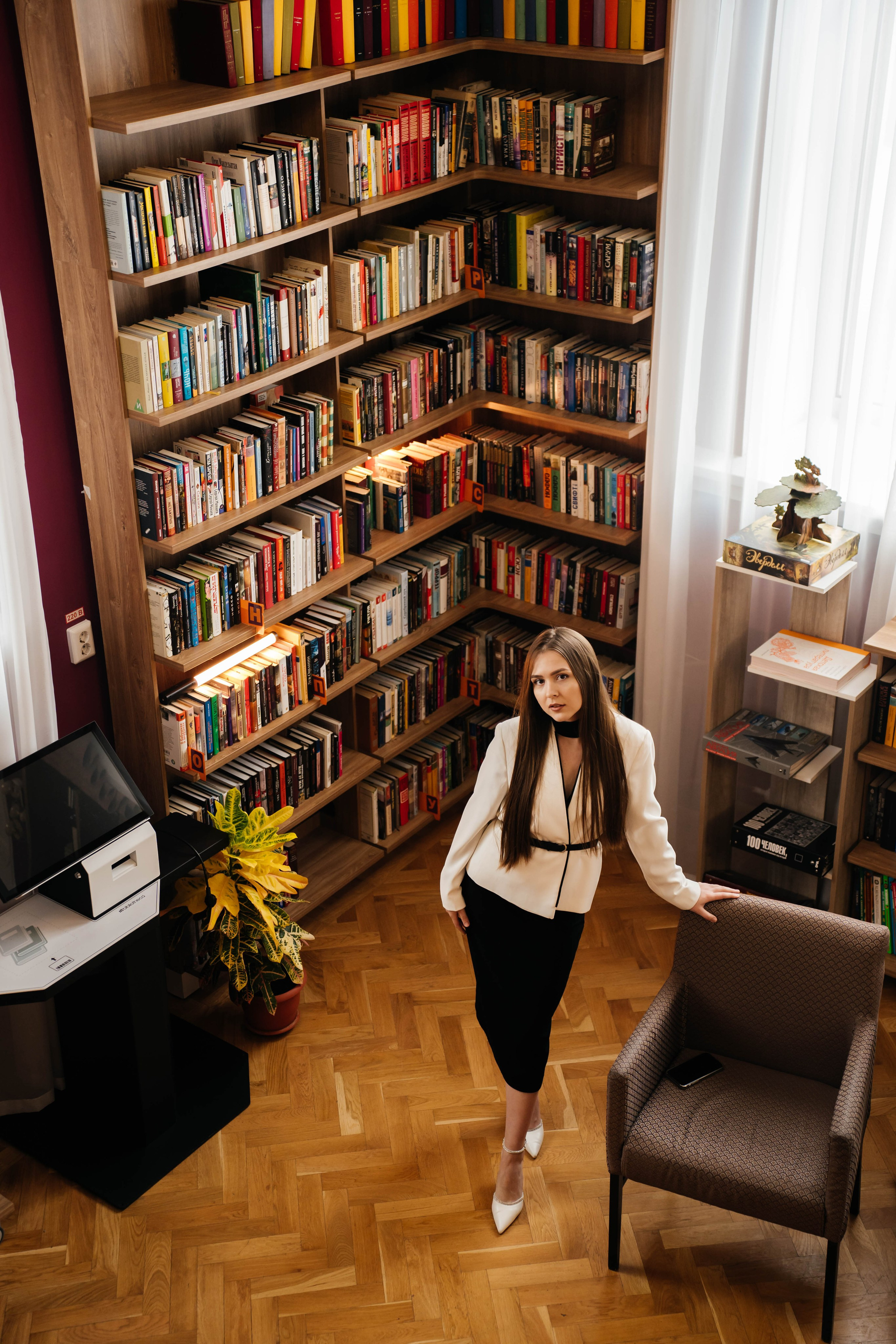 В библиотеке. Видеограф и Фотограф в Челябинске Ксения и Владимир Рюмины