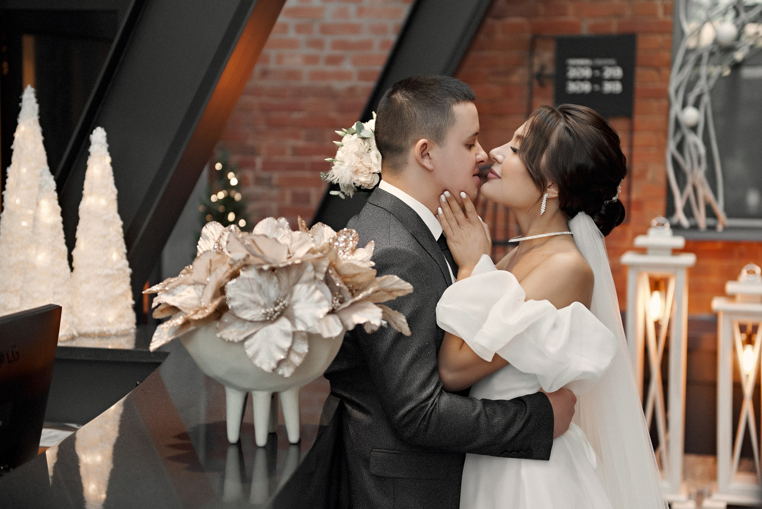 8.12.23 Саша и Ирина. Свадебный фотограф Юлия Гусева