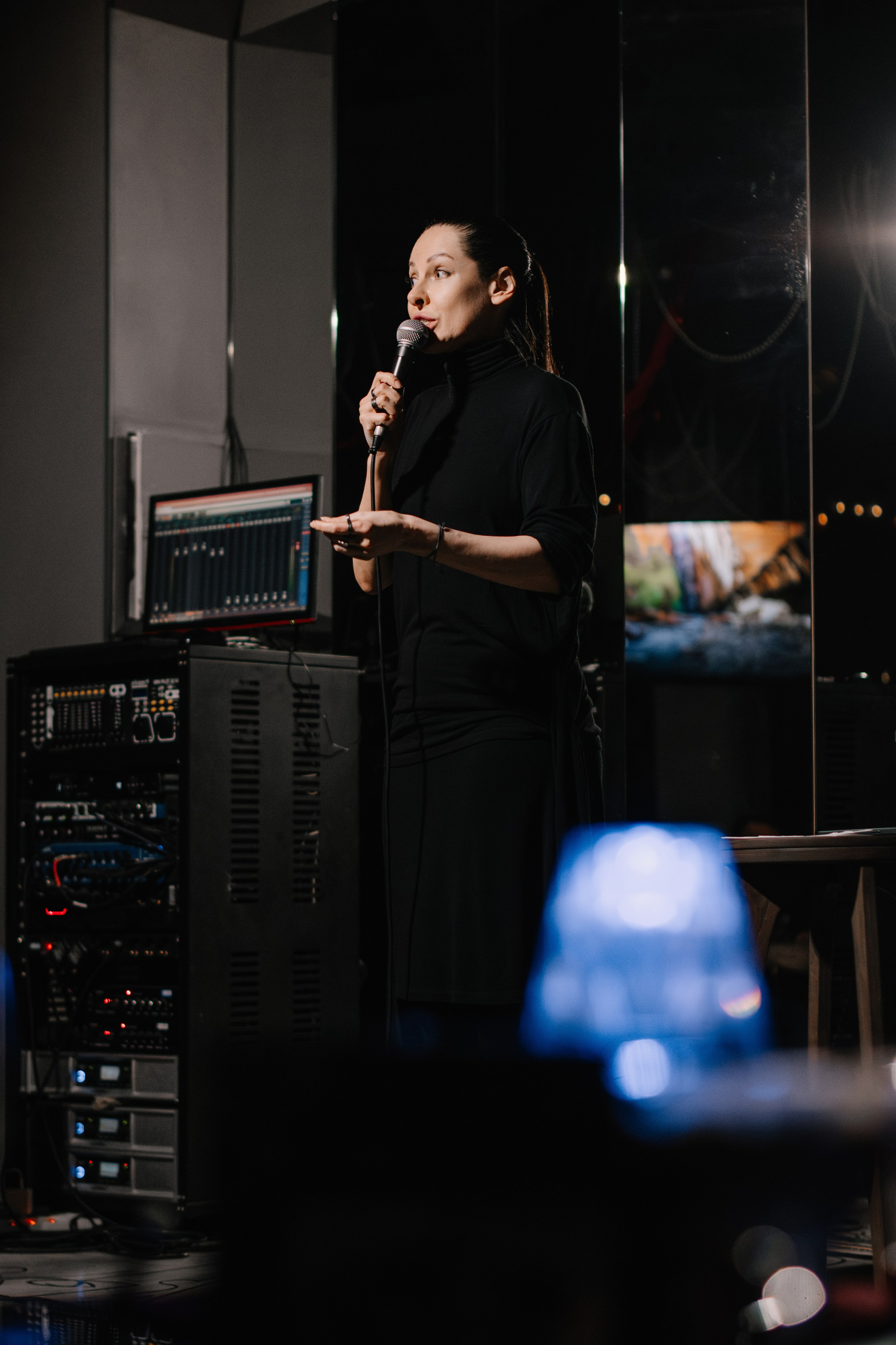 StandUp с Наташей Красновой. 1 апреля в Sketch. Фотограф в Челябинске Любовь Денисенко