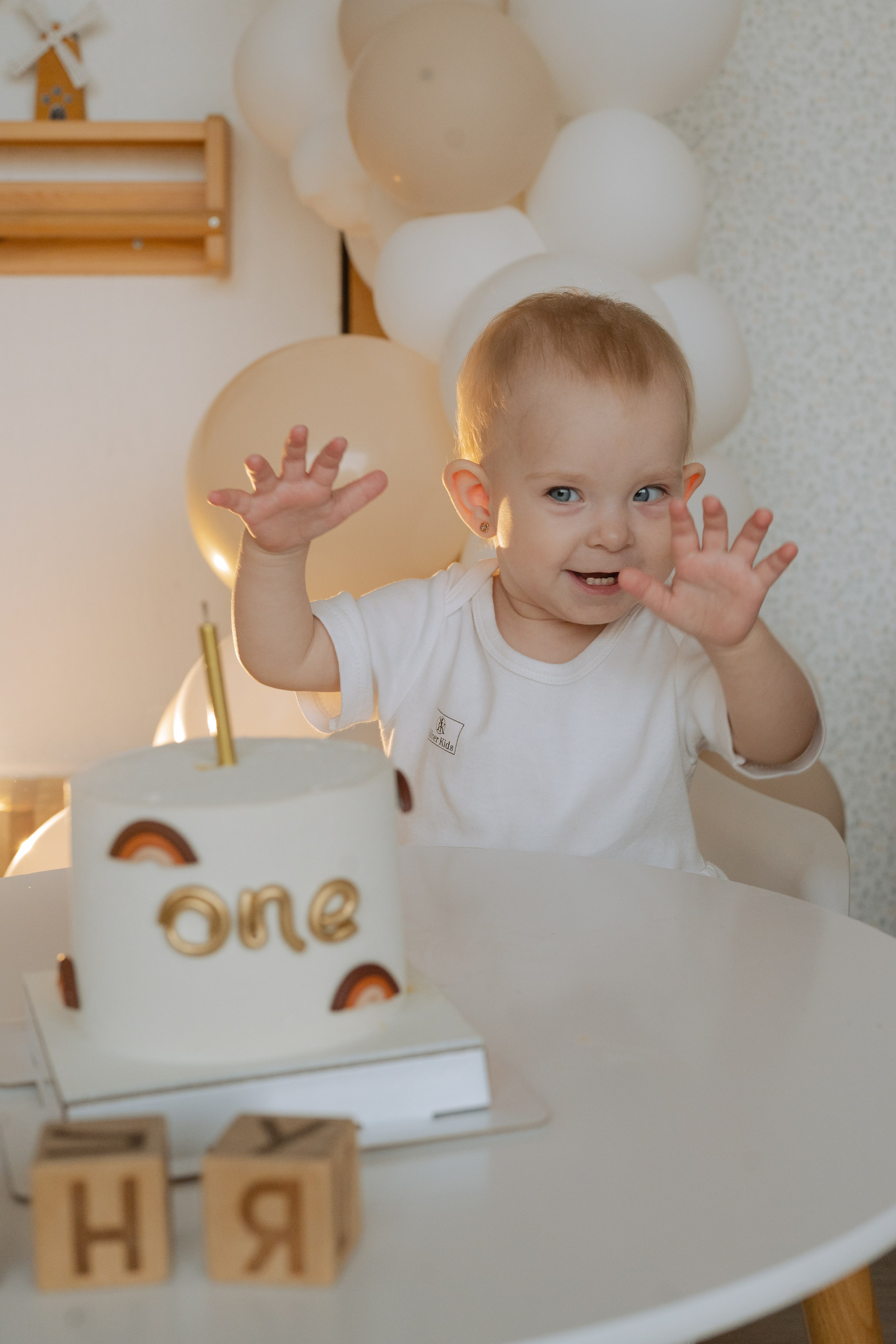 Аня, 1 годик. Фотограф Красноярск Екатерина Карпеза