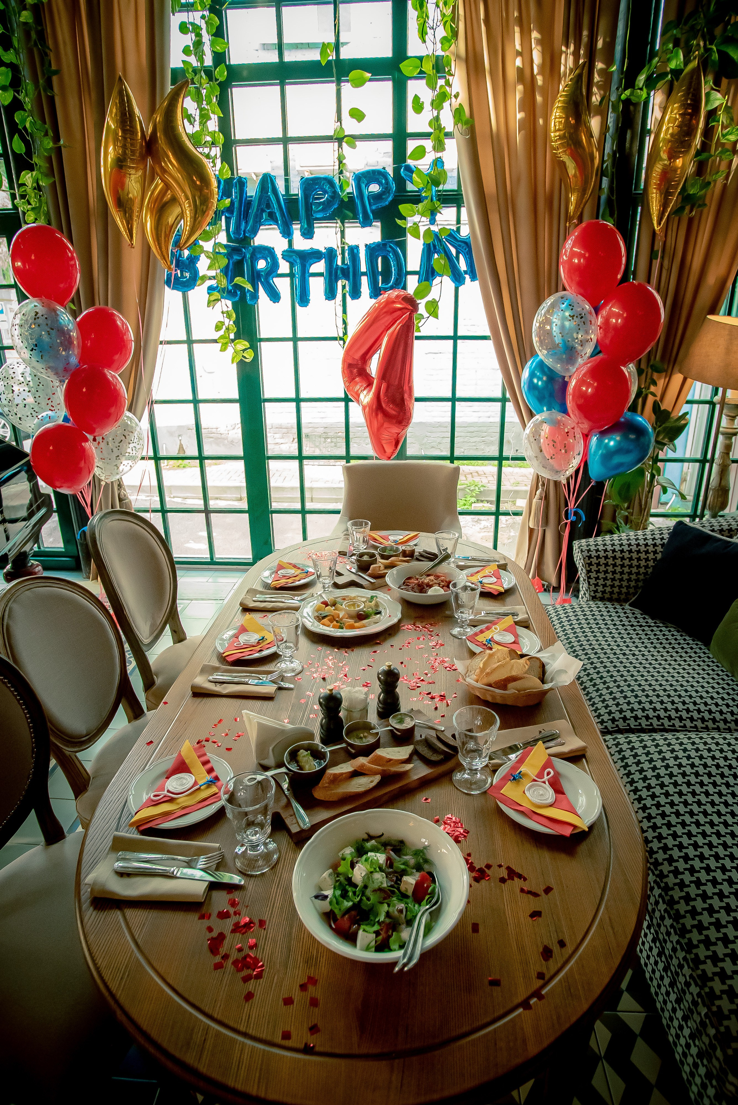 День Рожденья. Max Matvich and Victoria Basova are professionals in their field