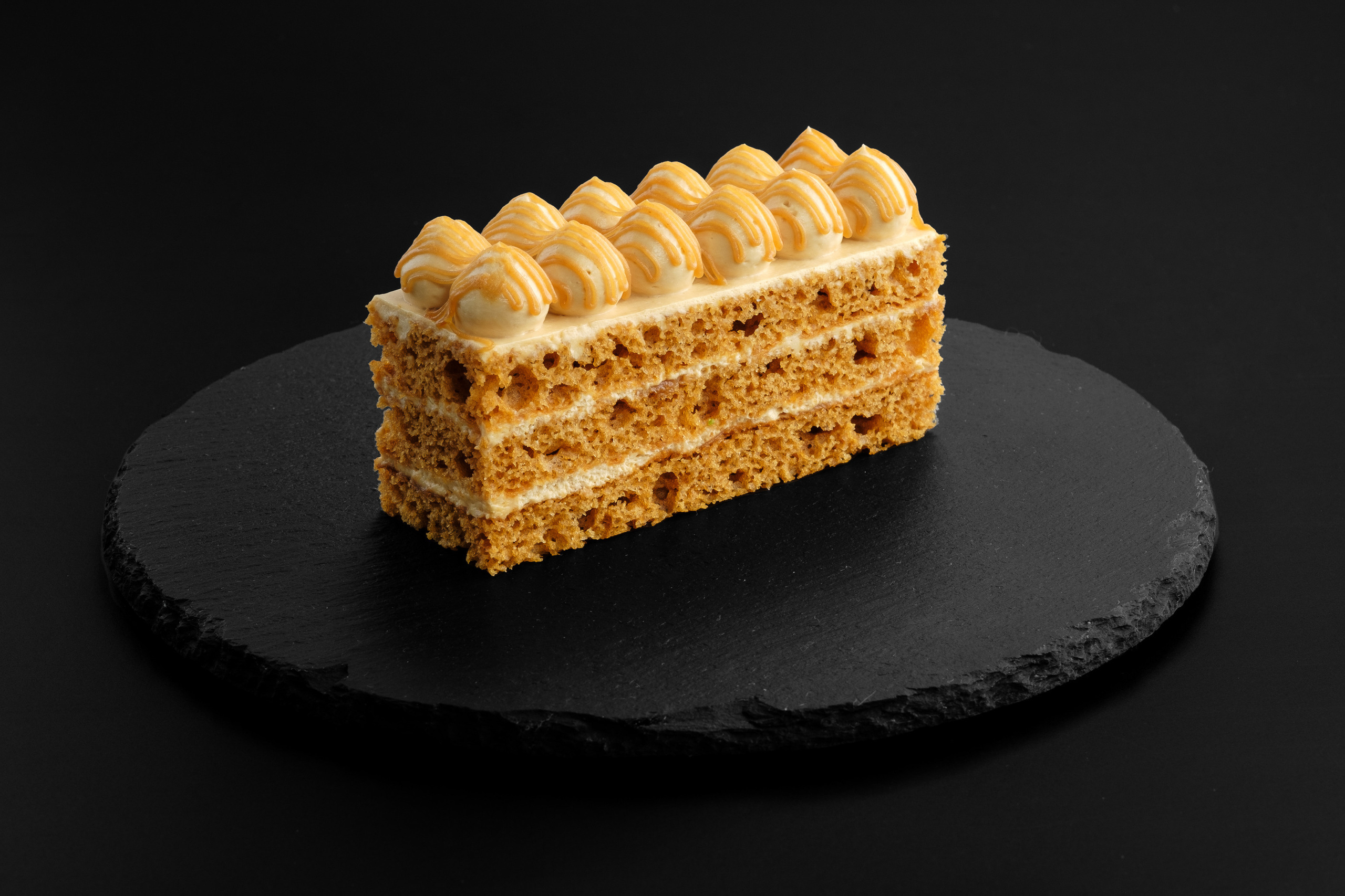 Съемка для компании Bisquit. Фотограф в Алматы Игорь Заритовский — zaritovskiy.com