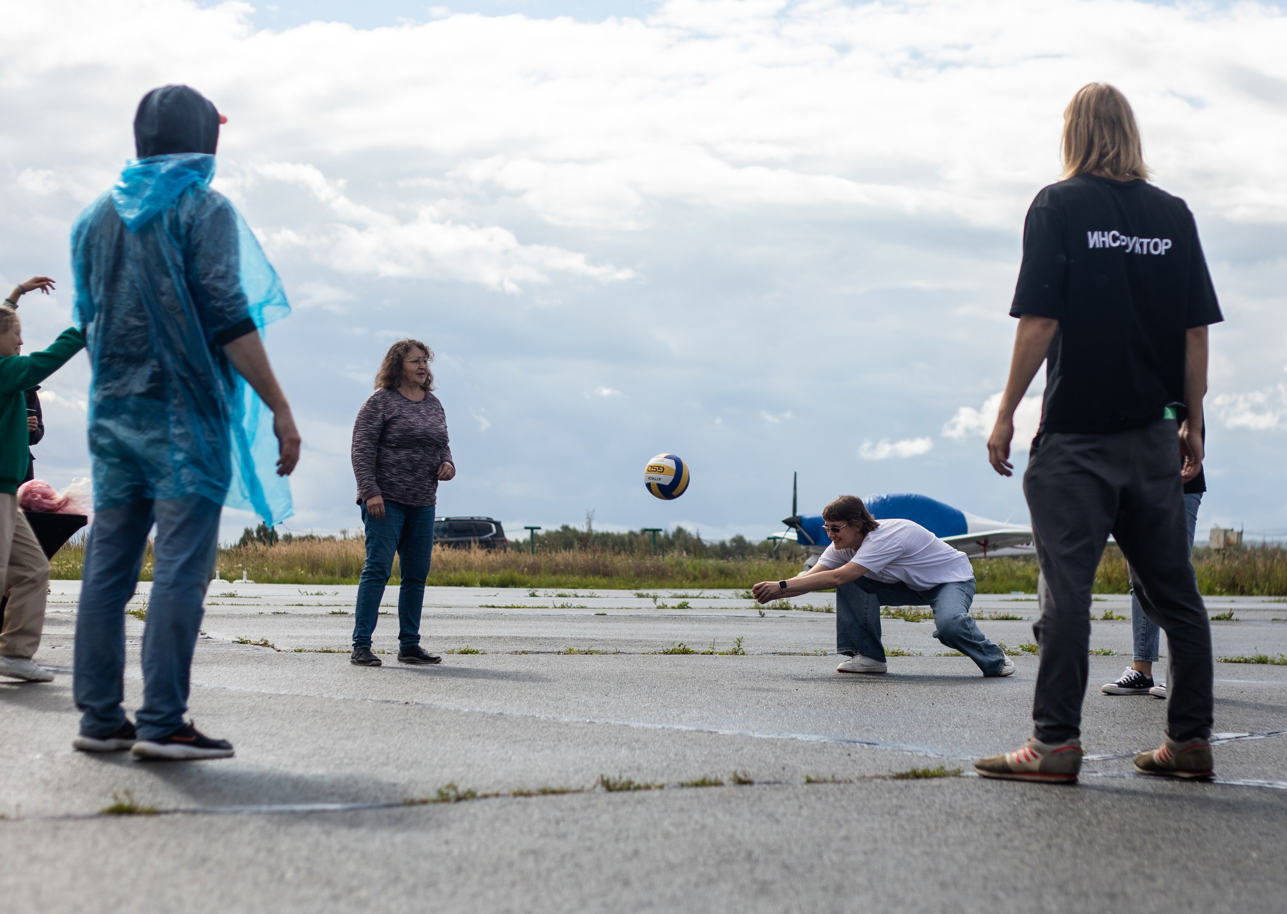 УЗСТ- Корпоративный тимбилдинг на аэродроме. Репортажный и свадебный фотограф в Челябинске Елисеев Павел