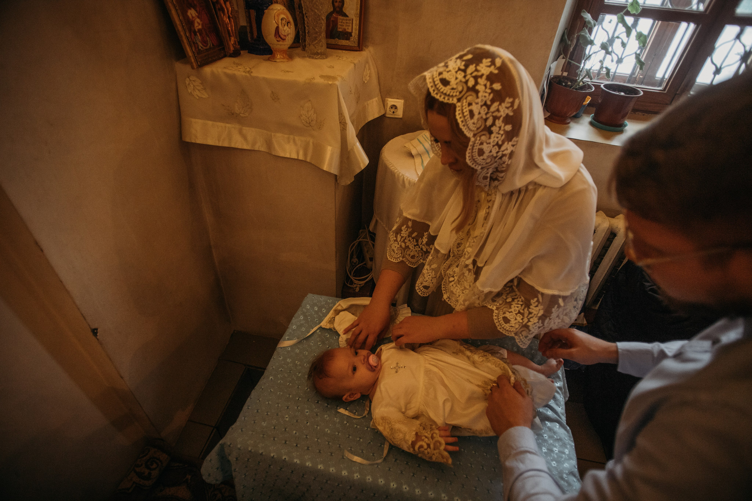 Крещение Аглаи. Венера Гайн. Репортажный фотограф  Тюмень. Обучение фотографии с 0