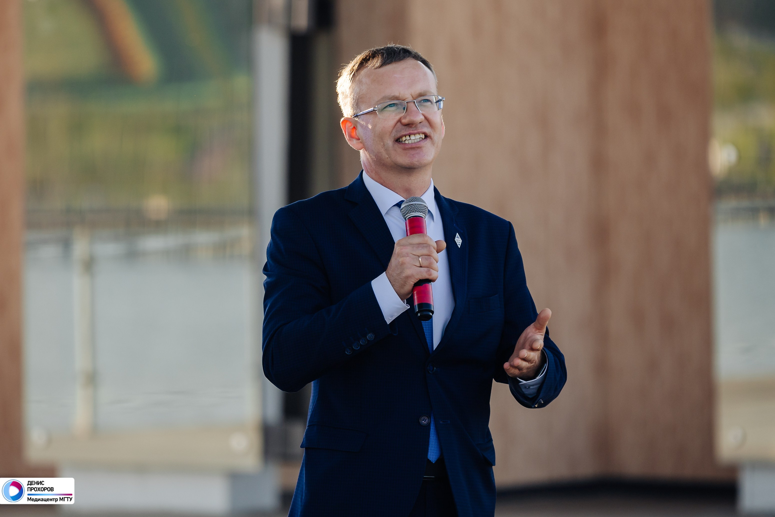 Выпускной МГТУ им. Г. И. Носова — 2024 // 17.07.2024. Денис Прохоров Фотограф в г. Магнитогорск