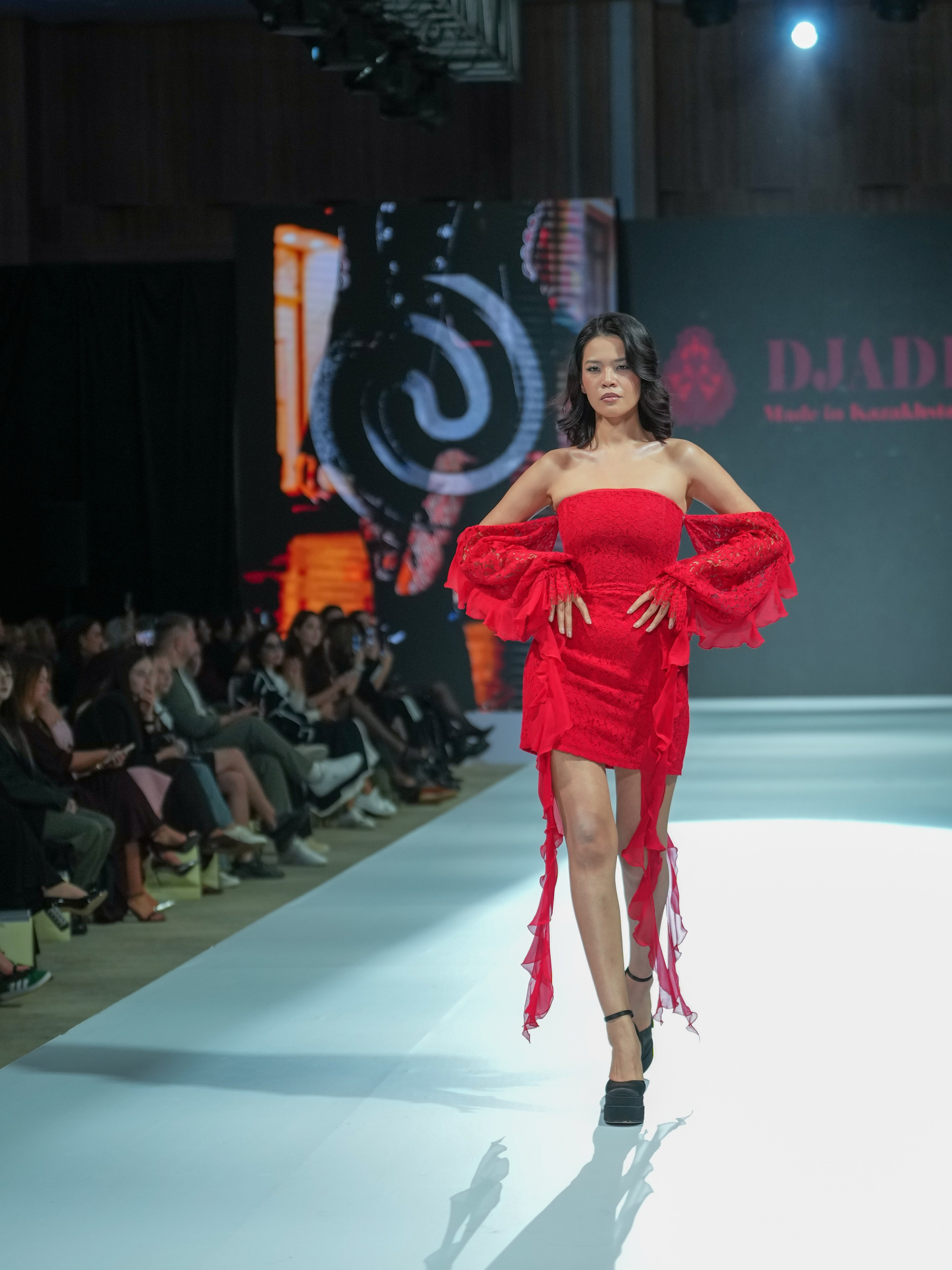 EURASIAN FASHION WEEK DJADI. Сайт Алматинского НЮ АРТ, будуар и фэшн фотографа Дениса Карпенко