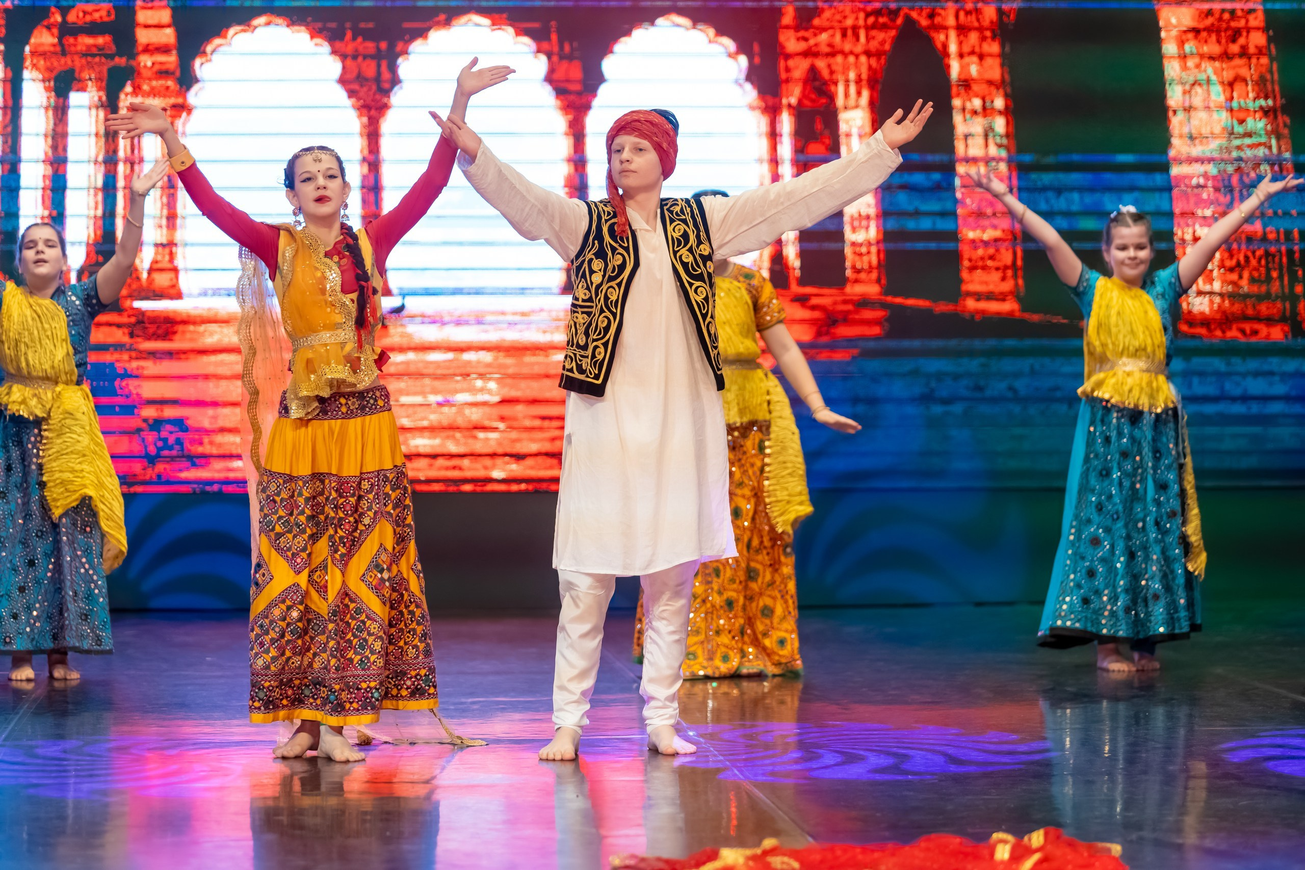 Вечер индийской культуры. Марк Шишкин — репортажный фотограф в Воронеже и России