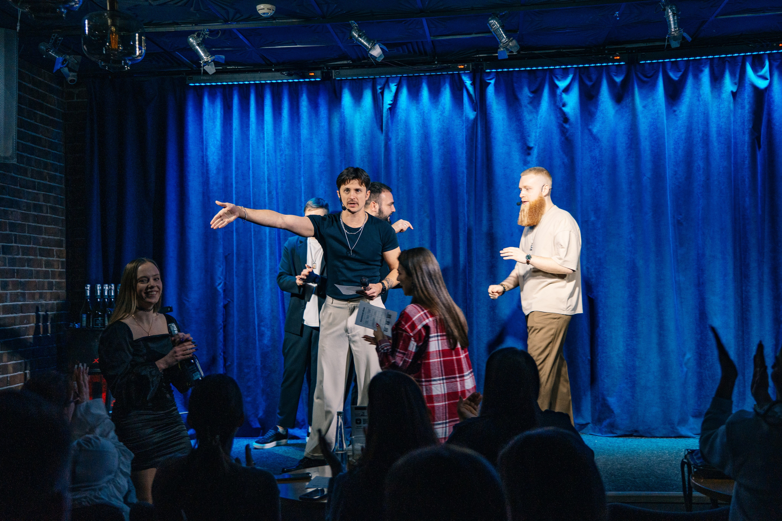 Фоторепортаж Stand Up на Патриках