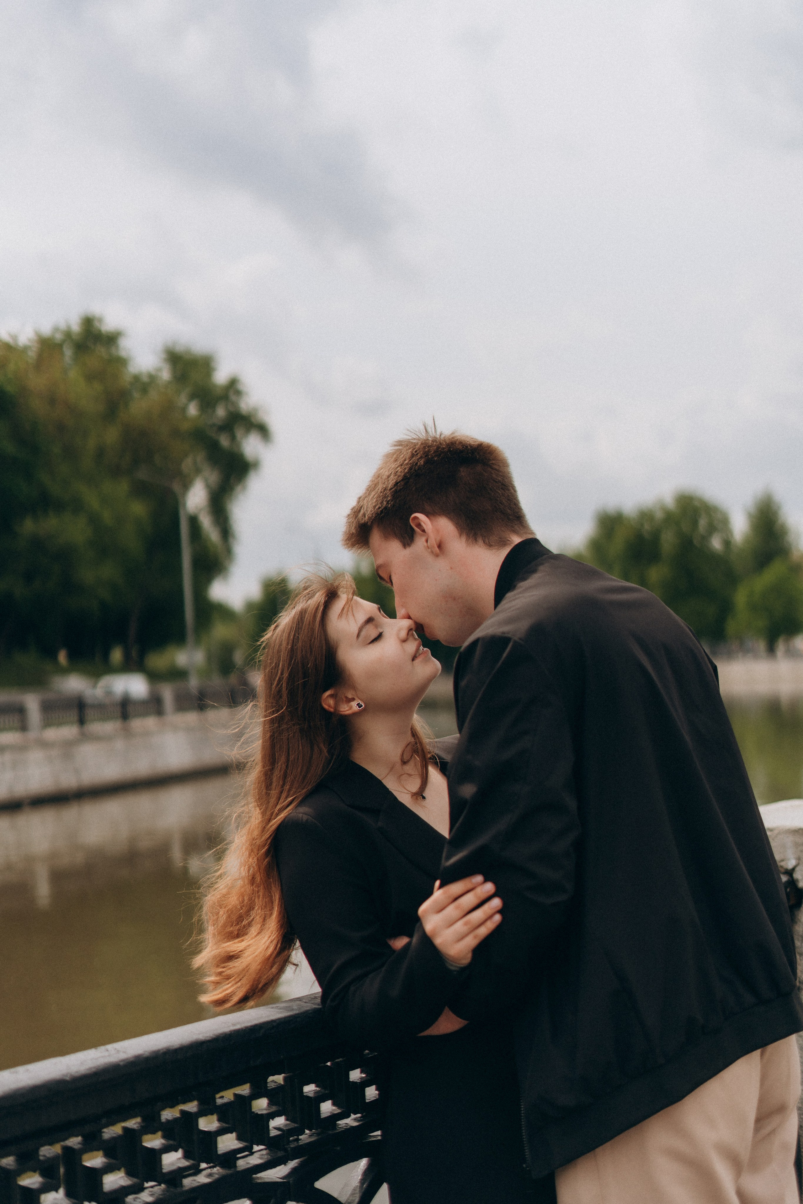 Юля и Даня | Прогулка по улицам Москвы. Фотограф Москва Виктория-Антуанетта