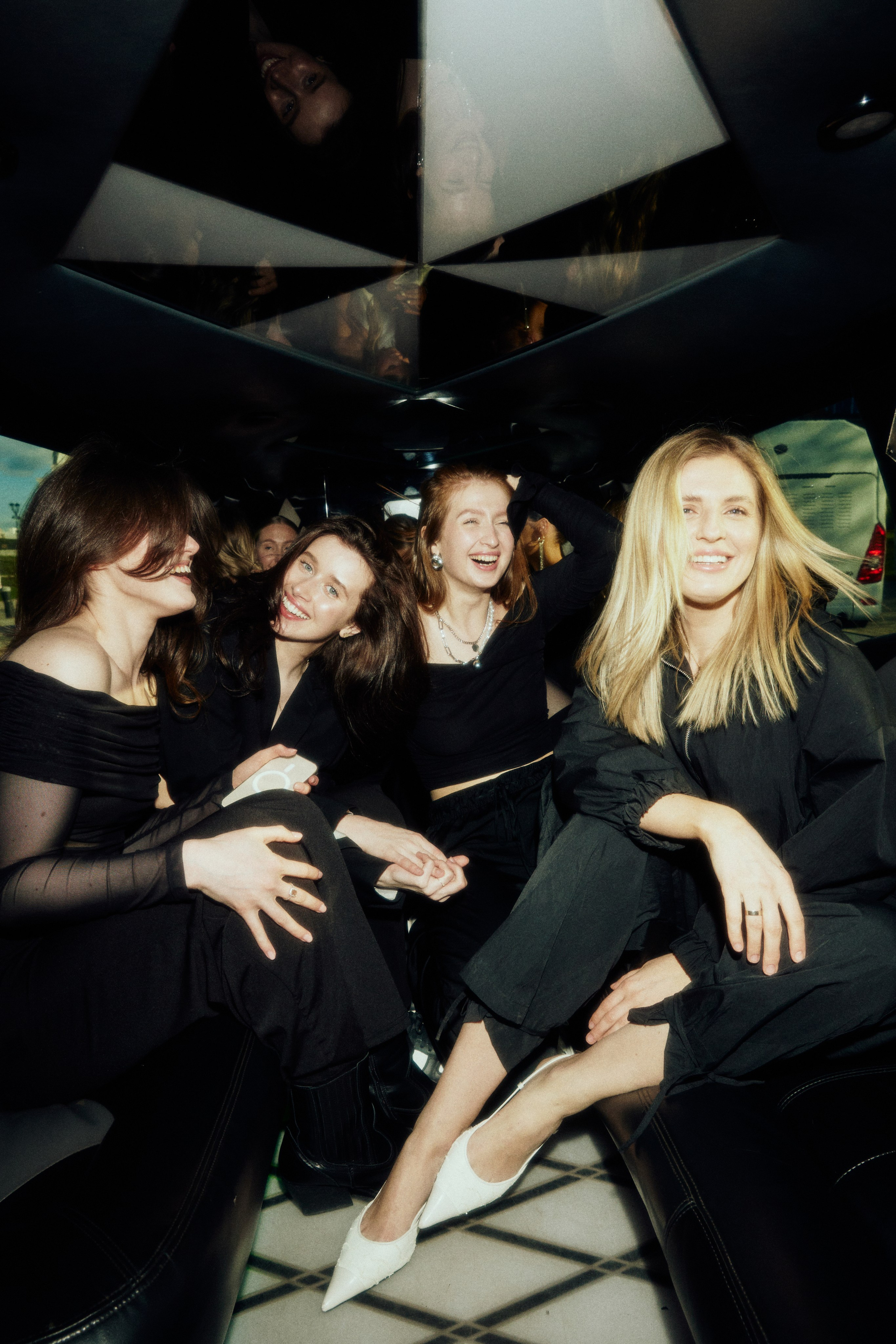 BACHELORETTE PARTY. Дмитрий Мазуркевич: Профессиональный Репортажный Фотограф