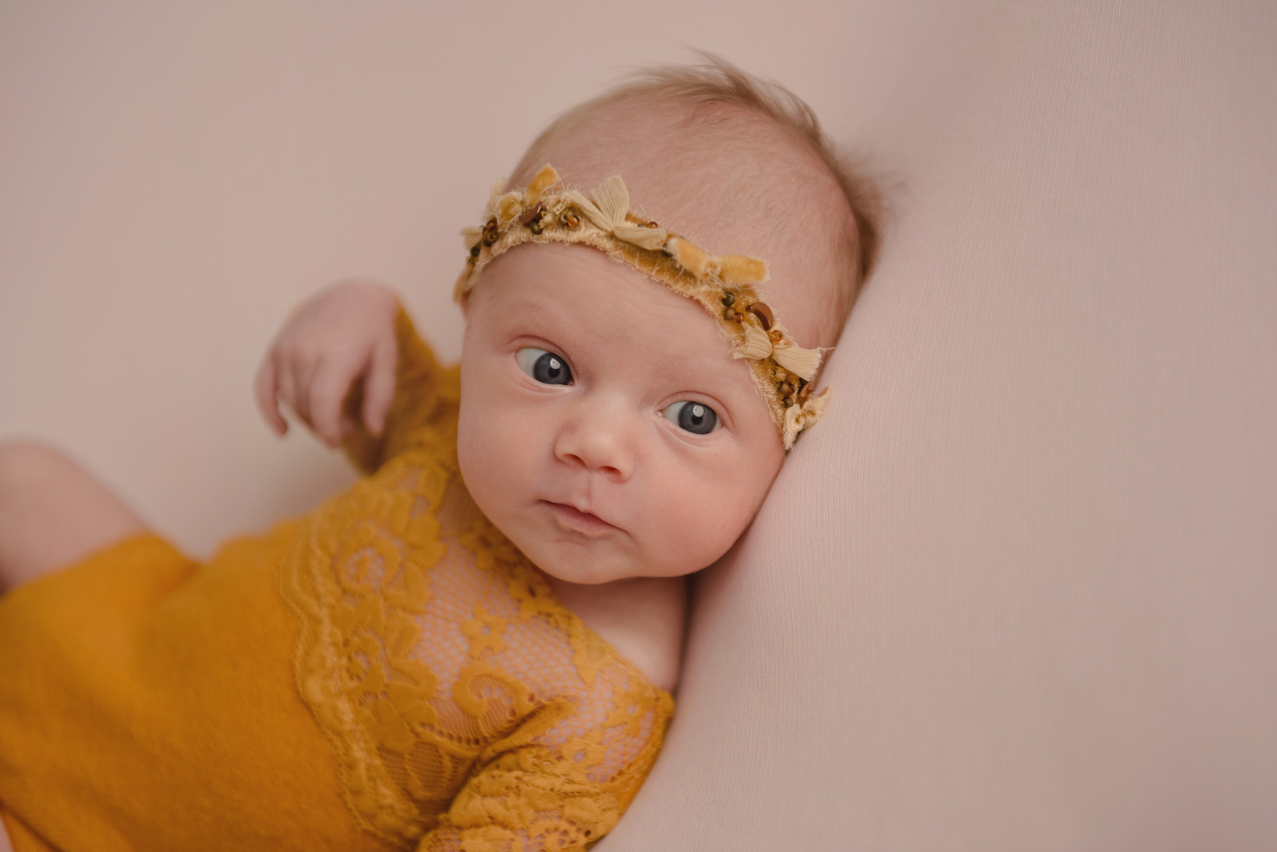 Съемка новорождённого. Фотограф новорожденных в Ростове-на-Дону