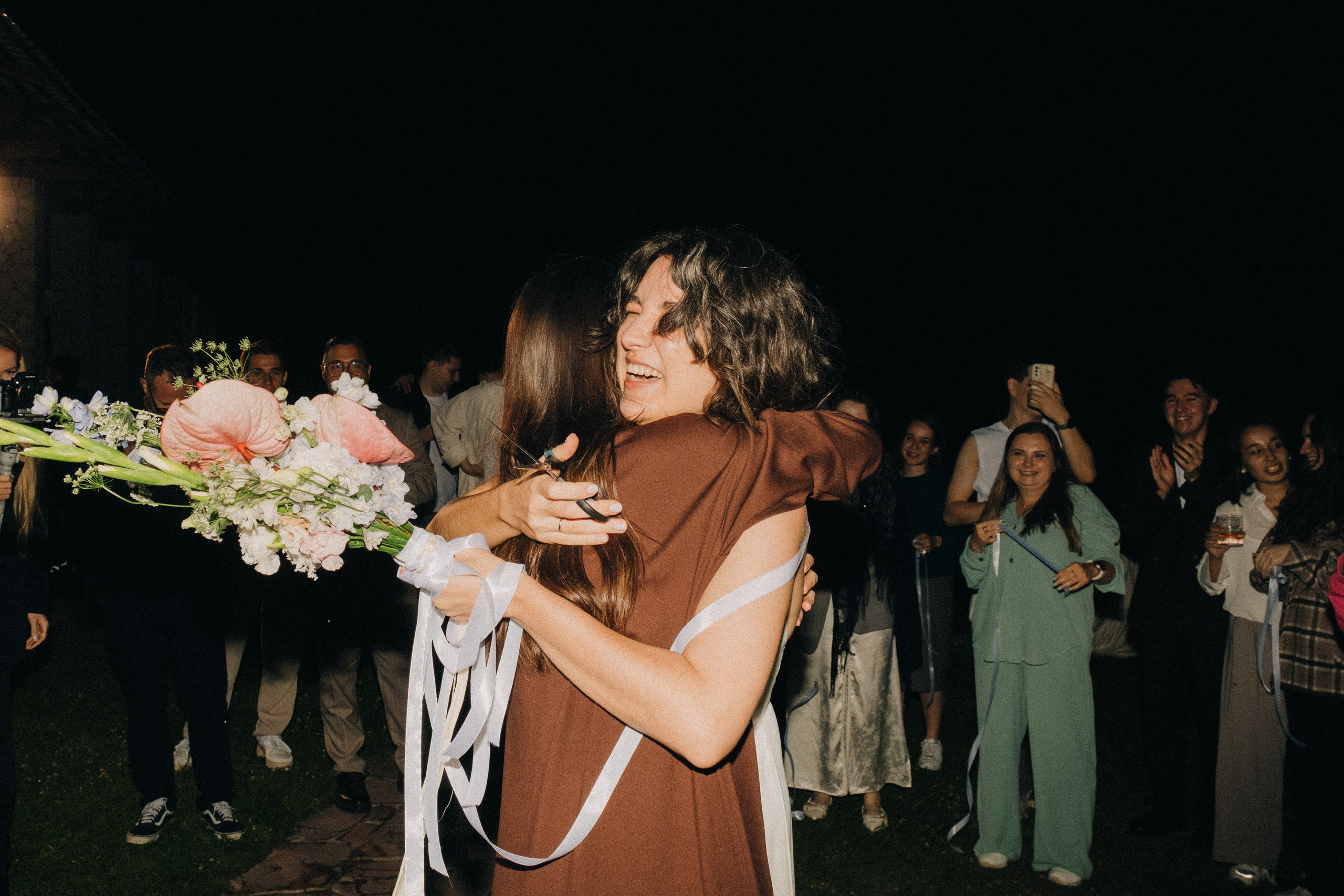 Молодые счастливые. Обо мне