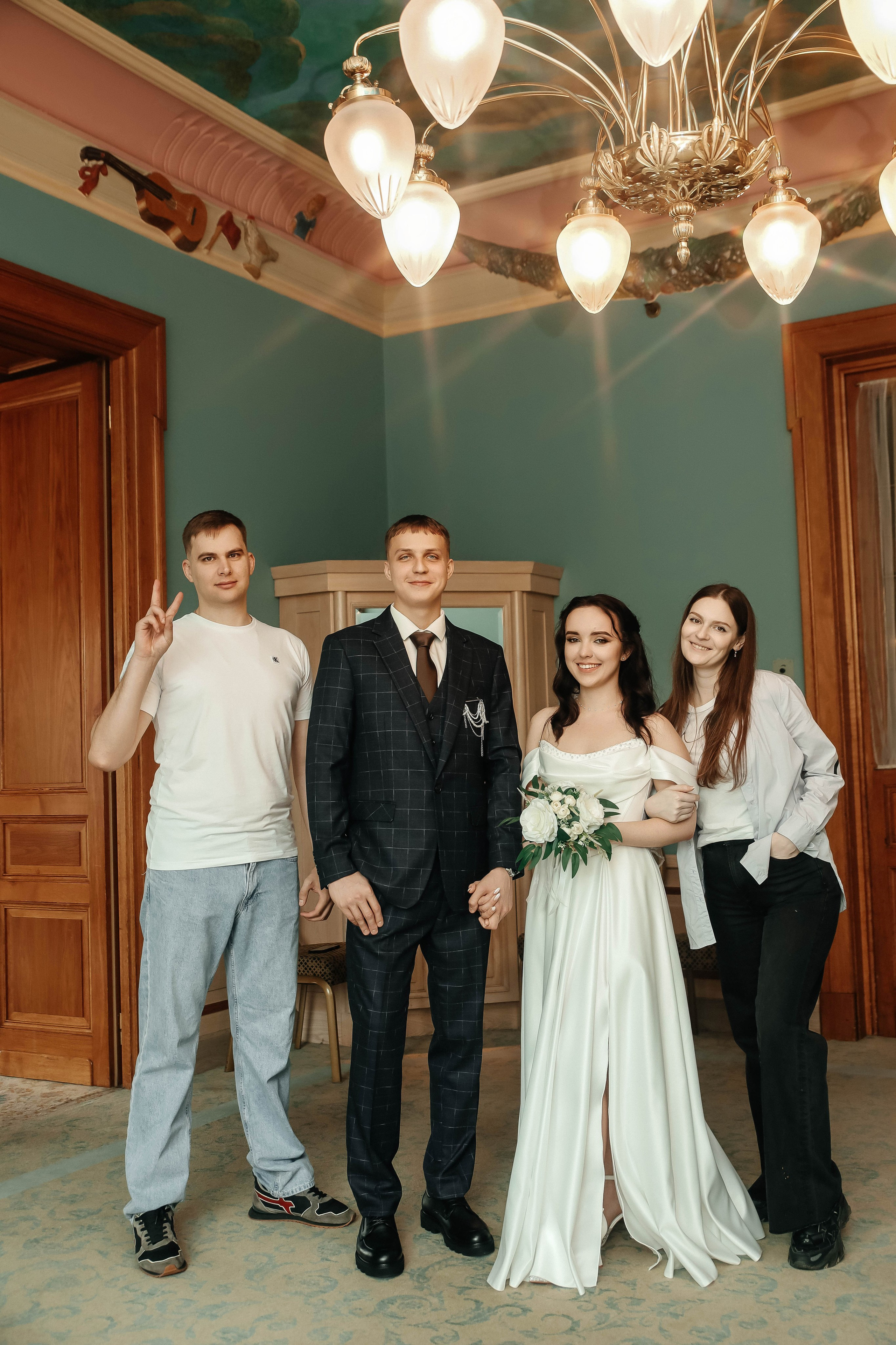 Диана и Егор (гост. Националь). Свадебный и семейный фотограф в Москве