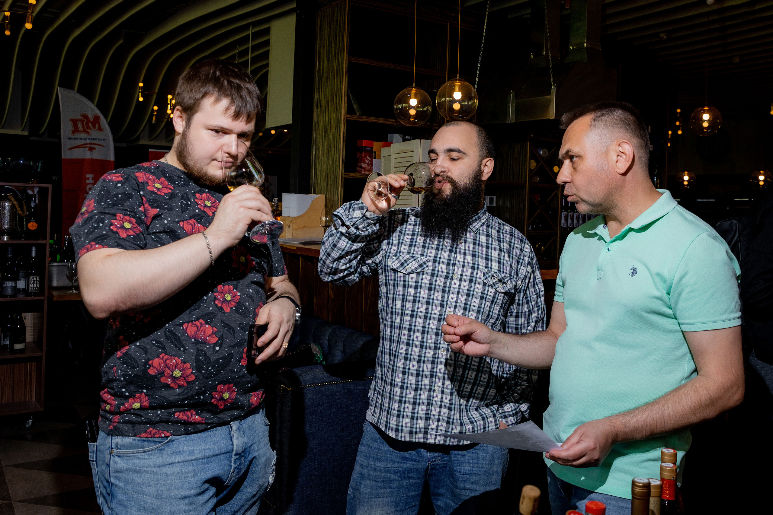 Репортажная съемка фестиваля вина г. Ростов-на-дону. Красильников Евгений — профессиональный фотограф в Ростове-на-Дону