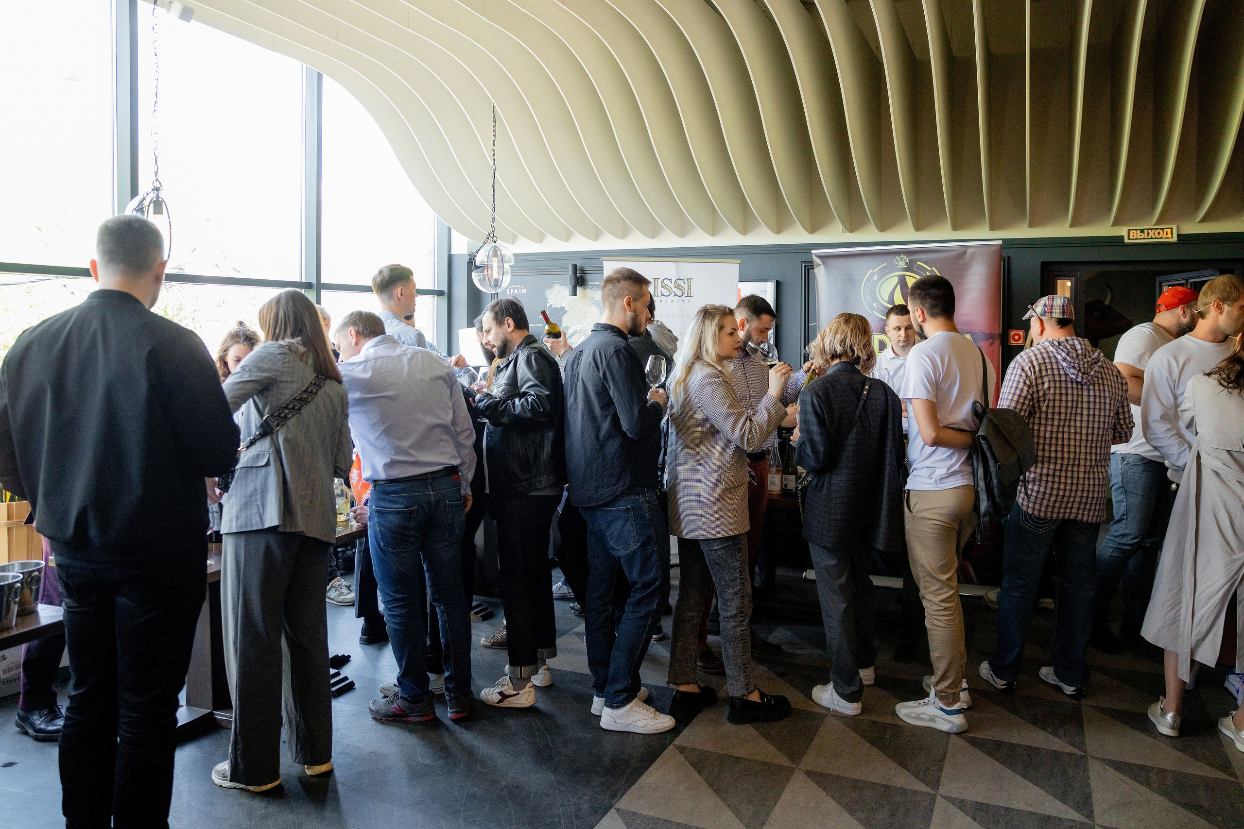 Репортажная съемка фестиваля вина г. Ростов-на-дону. Красильников Евгений — профессиональный фотограф в Ростове-на-Дону