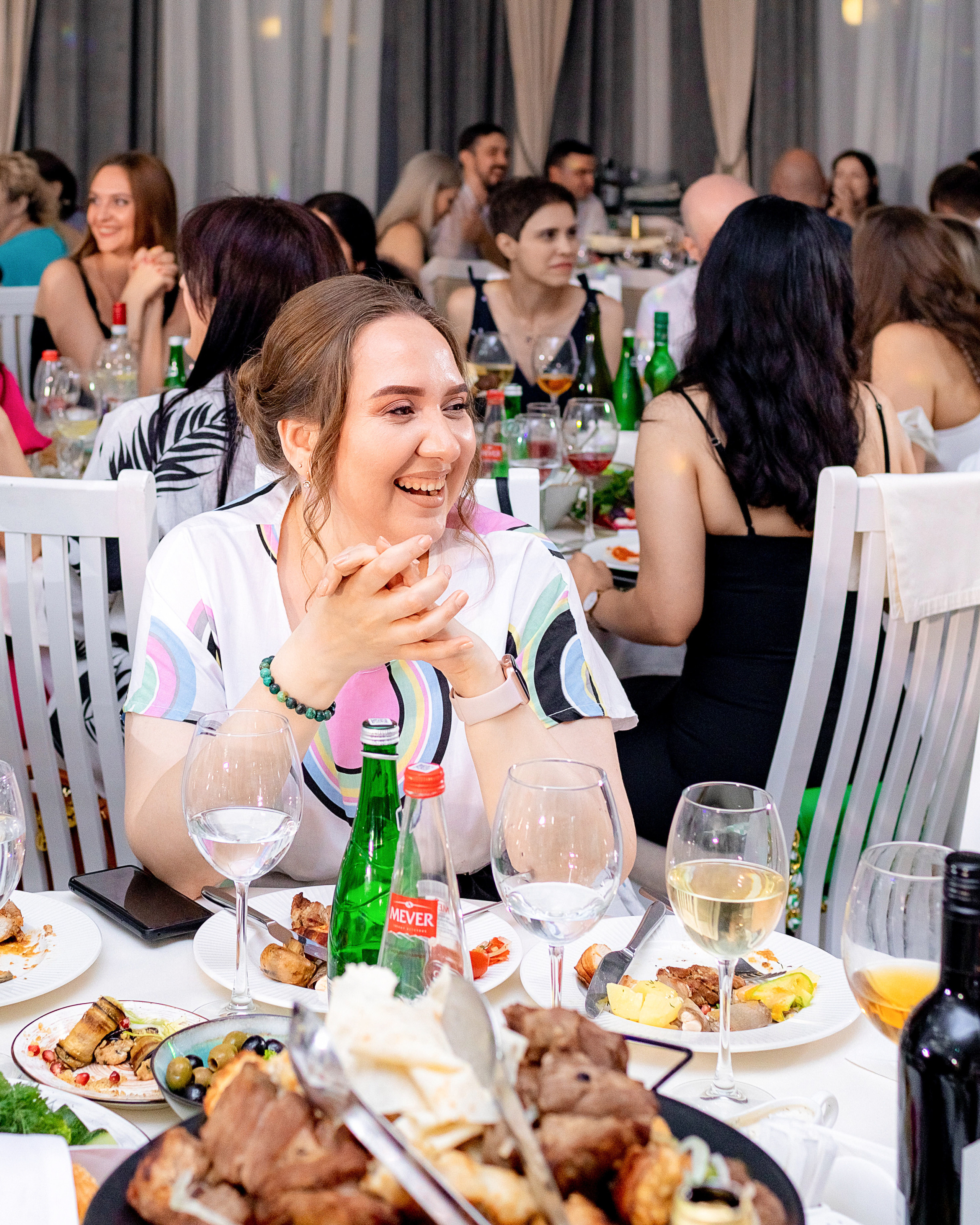 Заказать фотографа на выпускной г. Ростов-на-Дону. Красильников Евгений — профессиональный фотограф в Ростове-на-Дону