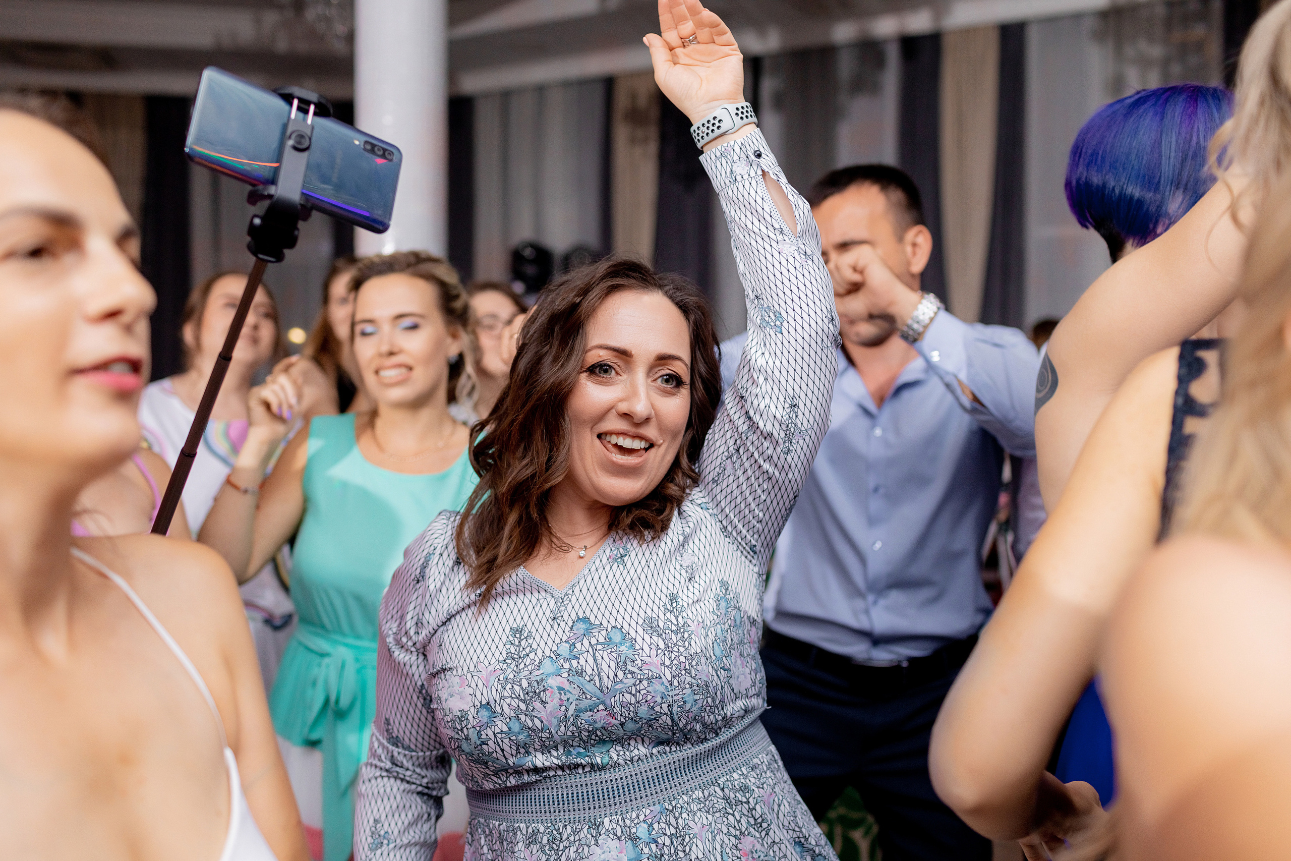 Заказать фотографа на выпускной г. Ростов-на-Дону. Красильников Евгений — профессиональный фотограф в Ростове-на-Дону